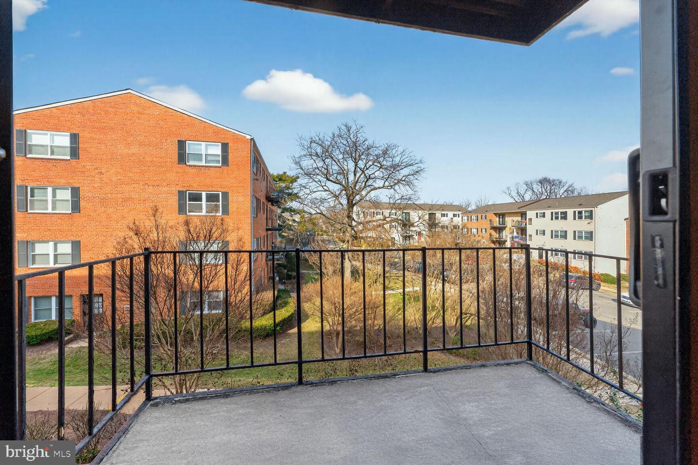 430 N ARMISTEAD ST #201, ALEXANDRIA, Virginia 22312, 1 Bedroom Bedrooms, ,1 BathroomBathrooms,Residential,For sale,430 N ARMISTEAD ST #201,VAAX2052114 MLS # VAAX2052114