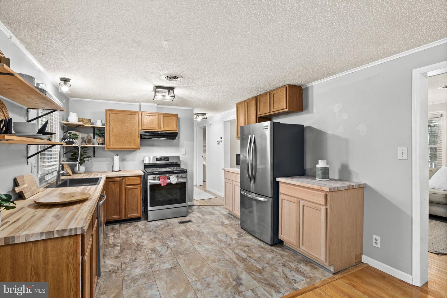 9523 BROCK RD, SPOTSYLVANIA, Virginia 22553, 3 Bedrooms Bedrooms, ,2 BathroomsBathrooms,Residential,For sale,9523 BROCK RD,VASP2037912 MLS # VASP2037912