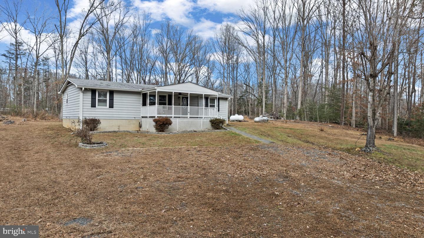 9523 BROCK RD, SPOTSYLVANIA, Virginia 22553, 3 Bedrooms Bedrooms, ,2 BathroomsBathrooms,Residential,For sale,9523 BROCK RD,VASP2037912 MLS # VASP2037912