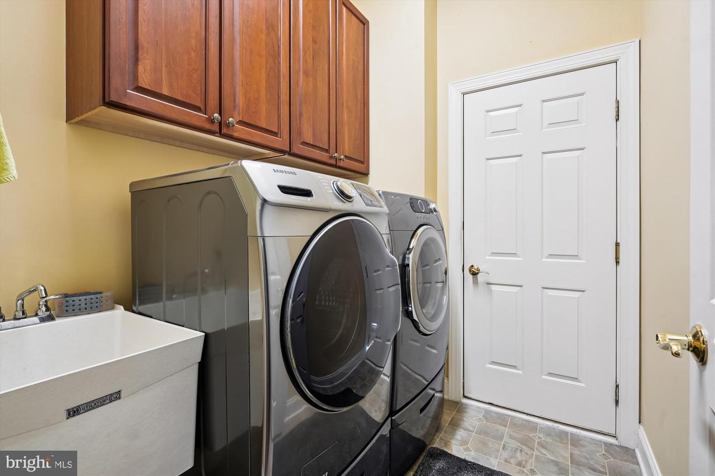 5272 ANTIOCH RIDGE DR, HAYMARKET, Virginia 20169, 3 Bedrooms Bedrooms, 16 Rooms Rooms,3 BathroomsBathrooms,Residential,For sale,5272 ANTIOCH RIDGE DR,VAPW2108576 MLS # VAPW2108576