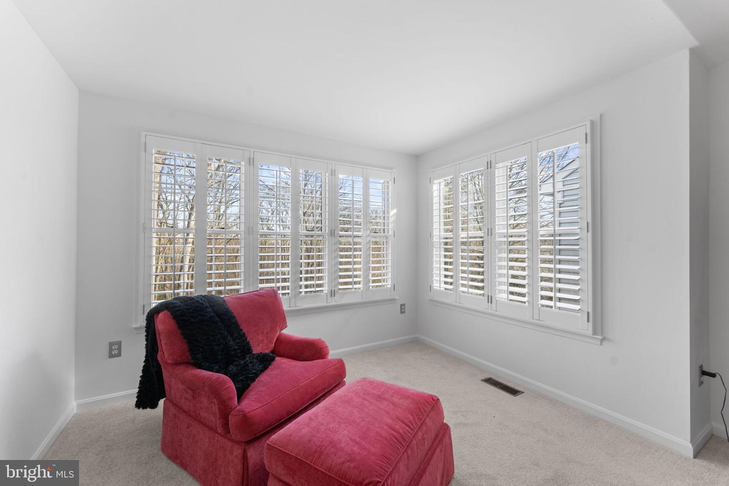 6238 WINDHAM HILL RUN, ALEXANDRIA, Virginia 22315, 4 Bedrooms Bedrooms, ,3 BathroomsBathrooms,Residential,For sale,6238 WINDHAM HILL RUN,VAFX2281408 MLS # VAFX2281408