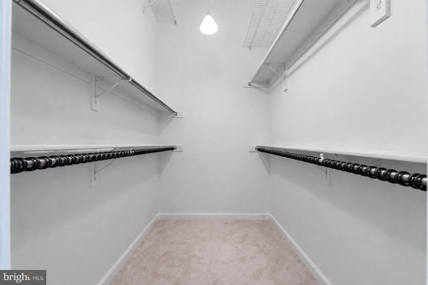 6238 WINDHAM HILL RUN, ALEXANDRIA, Virginia 22315, 4 Bedrooms Bedrooms, ,3 BathroomsBathrooms,Residential,For sale,6238 WINDHAM HILL RUN,VAFX2281408 MLS # VAFX2281408