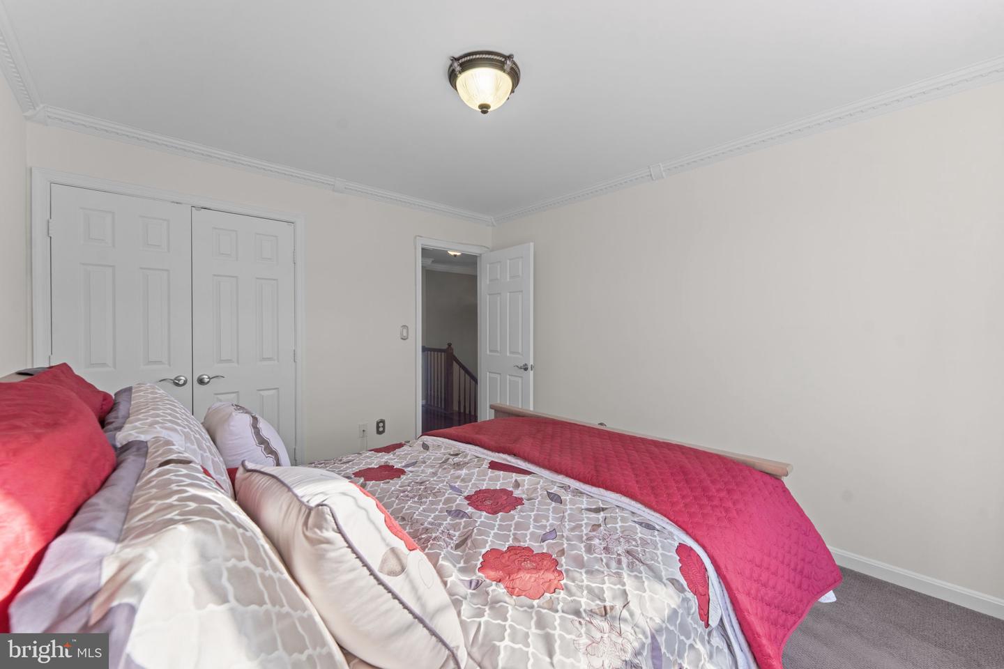 6238 WINDHAM HILL RUN, ALEXANDRIA, Virginia 22315, 4 Bedrooms Bedrooms, ,3 BathroomsBathrooms,Residential,For sale,6238 WINDHAM HILL RUN,VAFX2281408 MLS # VAFX2281408