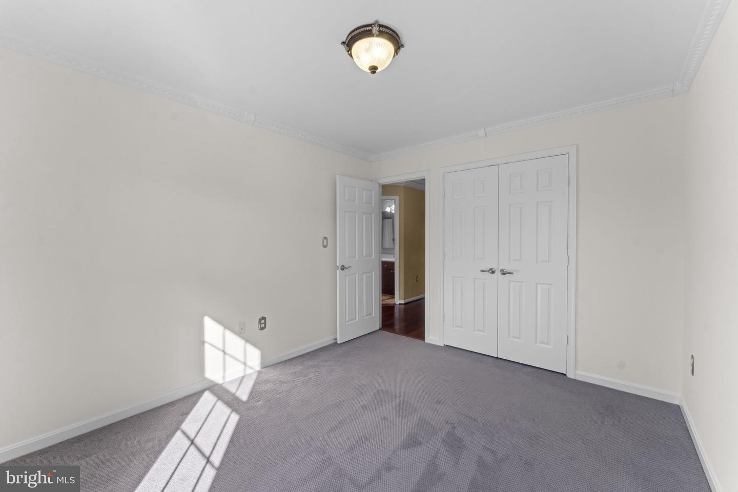 6238 WINDHAM HILL RUN, ALEXANDRIA, Virginia 22315, 4 Bedrooms Bedrooms, ,3 BathroomsBathrooms,Residential,For sale,6238 WINDHAM HILL RUN,VAFX2281408 MLS # VAFX2281408