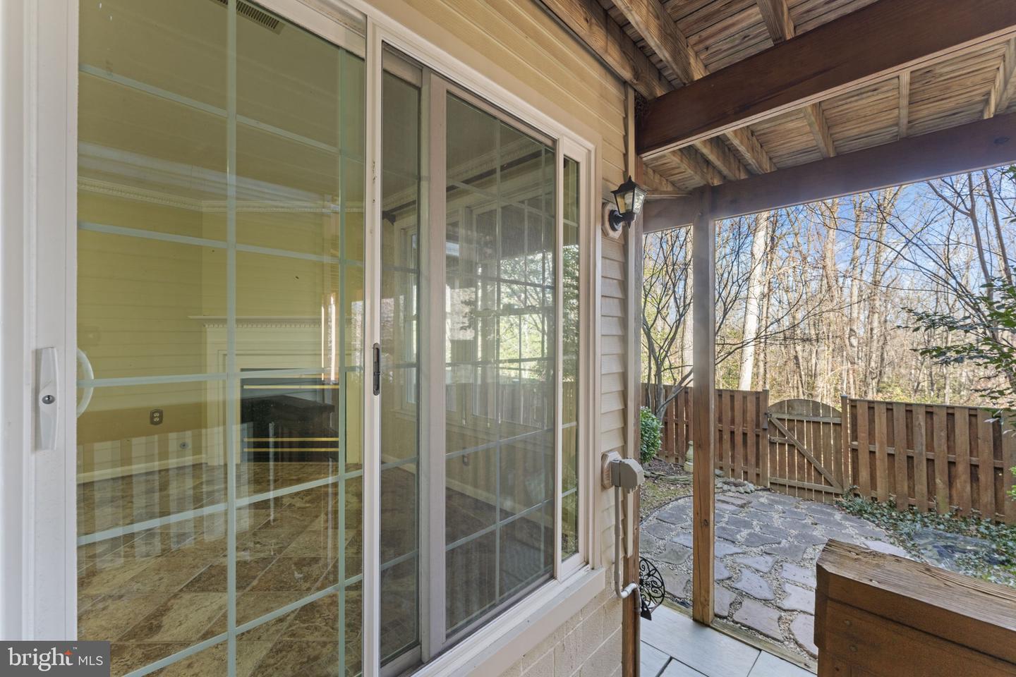 6238 WINDHAM HILL RUN, ALEXANDRIA, Virginia 22315, 4 Bedrooms Bedrooms, ,3 BathroomsBathrooms,Residential,For sale,6238 WINDHAM HILL RUN,VAFX2281408 MLS # VAFX2281408