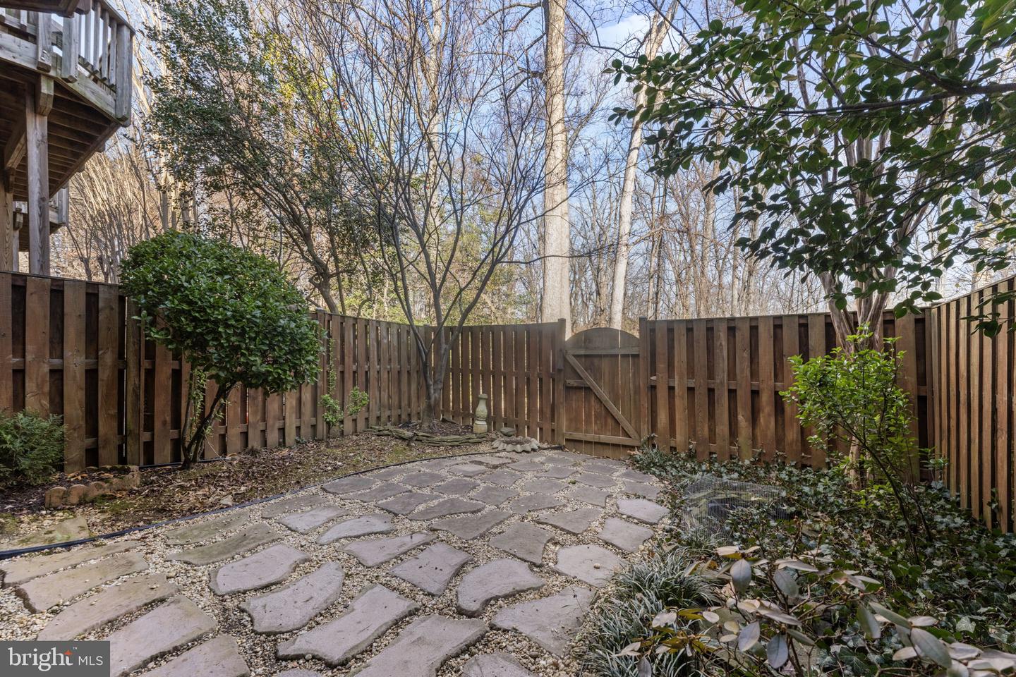 6238 WINDHAM HILL RUN, ALEXANDRIA, Virginia 22315, 4 Bedrooms Bedrooms, ,3 BathroomsBathrooms,Residential,For sale,6238 WINDHAM HILL RUN,VAFX2281408 MLS # VAFX2281408