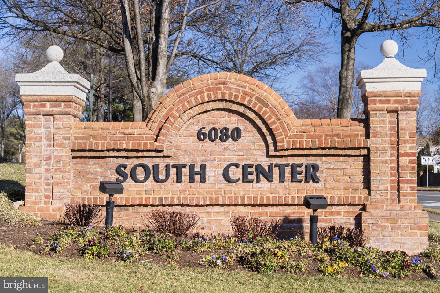 6238 WINDHAM HILL RUN, ALEXANDRIA, Virginia 22315, 4 Bedrooms Bedrooms, ,3 BathroomsBathrooms,Residential,For sale,6238 WINDHAM HILL RUN,VAFX2281408 MLS # VAFX2281408