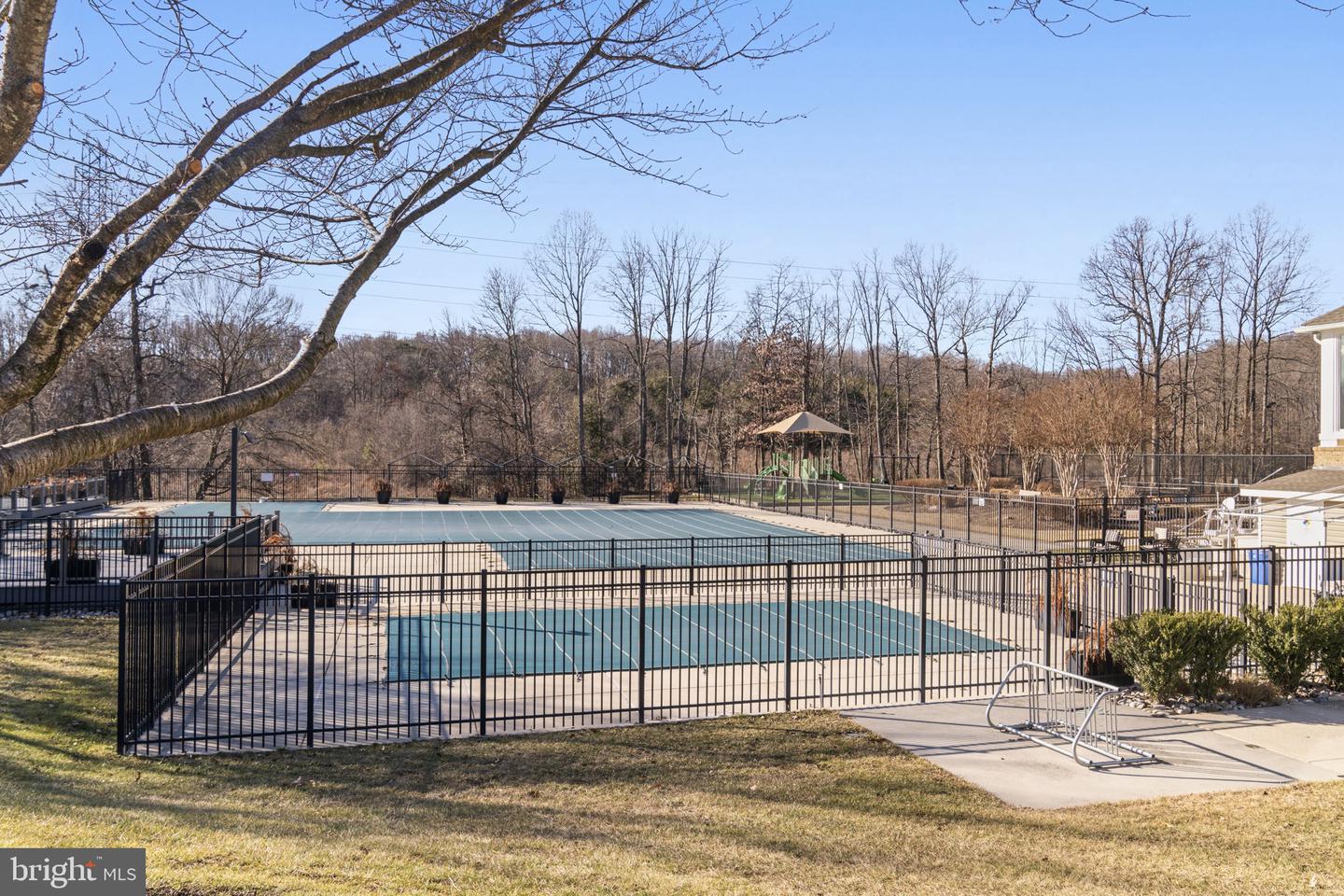 6238 WINDHAM HILL RUN, ALEXANDRIA, Virginia 22315, 4 Bedrooms Bedrooms, ,3 BathroomsBathrooms,Residential,For sale,6238 WINDHAM HILL RUN,VAFX2281408 MLS # VAFX2281408