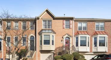 6238 WINDHAM HILL RUN, ALEXANDRIA, Virginia 22315, 4 Bedrooms Bedrooms, ,3 BathroomsBathrooms,Residential,For sale,6238 WINDHAM HILL RUN,VAFX2281408 MLS # VAFX2281408