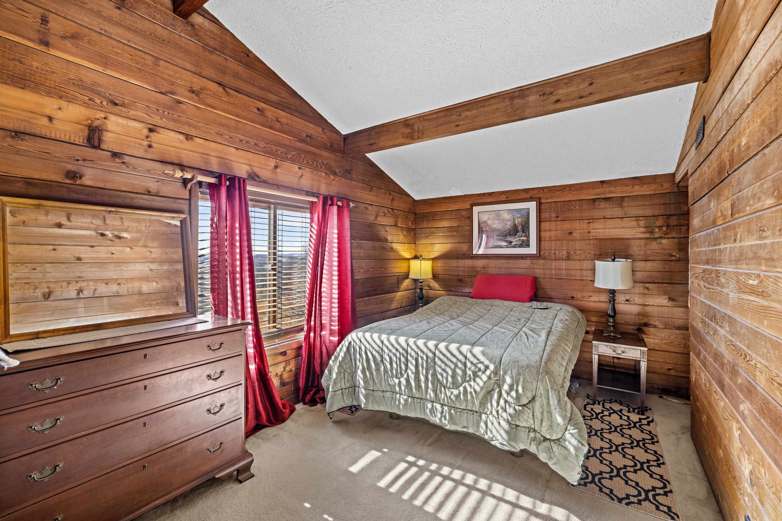 7386 APPLE RIDGE DR, TIMBERVILLE, Virginia 22853, 2 Bedrooms Bedrooms, ,1 BathroomBathrooms,Residential,7386 APPLE RIDGE DR,672547 MLS # 672547