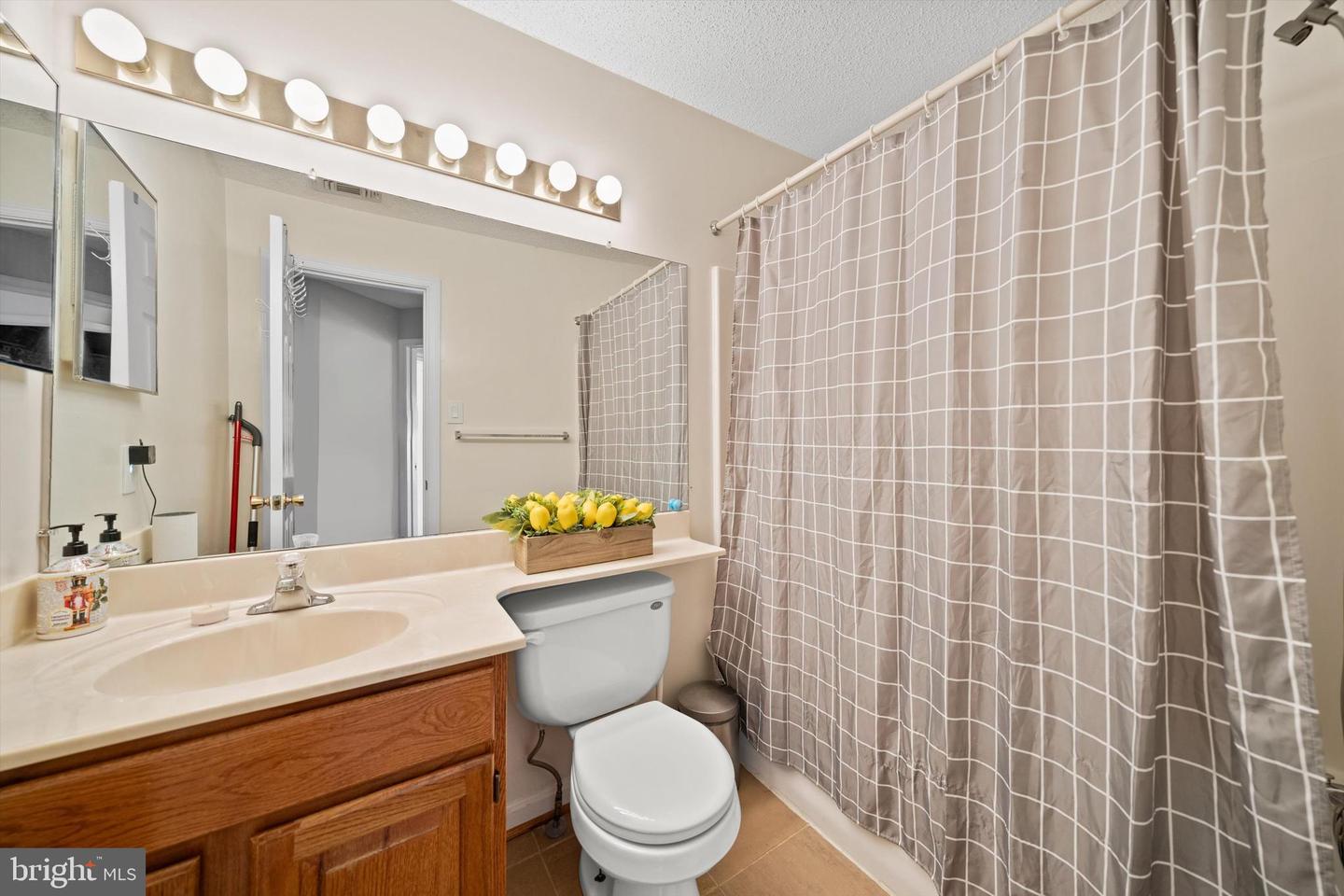 247-S S PICKETT ST S #302, ALEXANDRIA, Virginia 22304, 2 Bedrooms Bedrooms, ,2 BathroomsBathrooms,Residential,For sale,247-S S PICKETT ST S #302,VAAX2052502 MLS # VAAX2052502