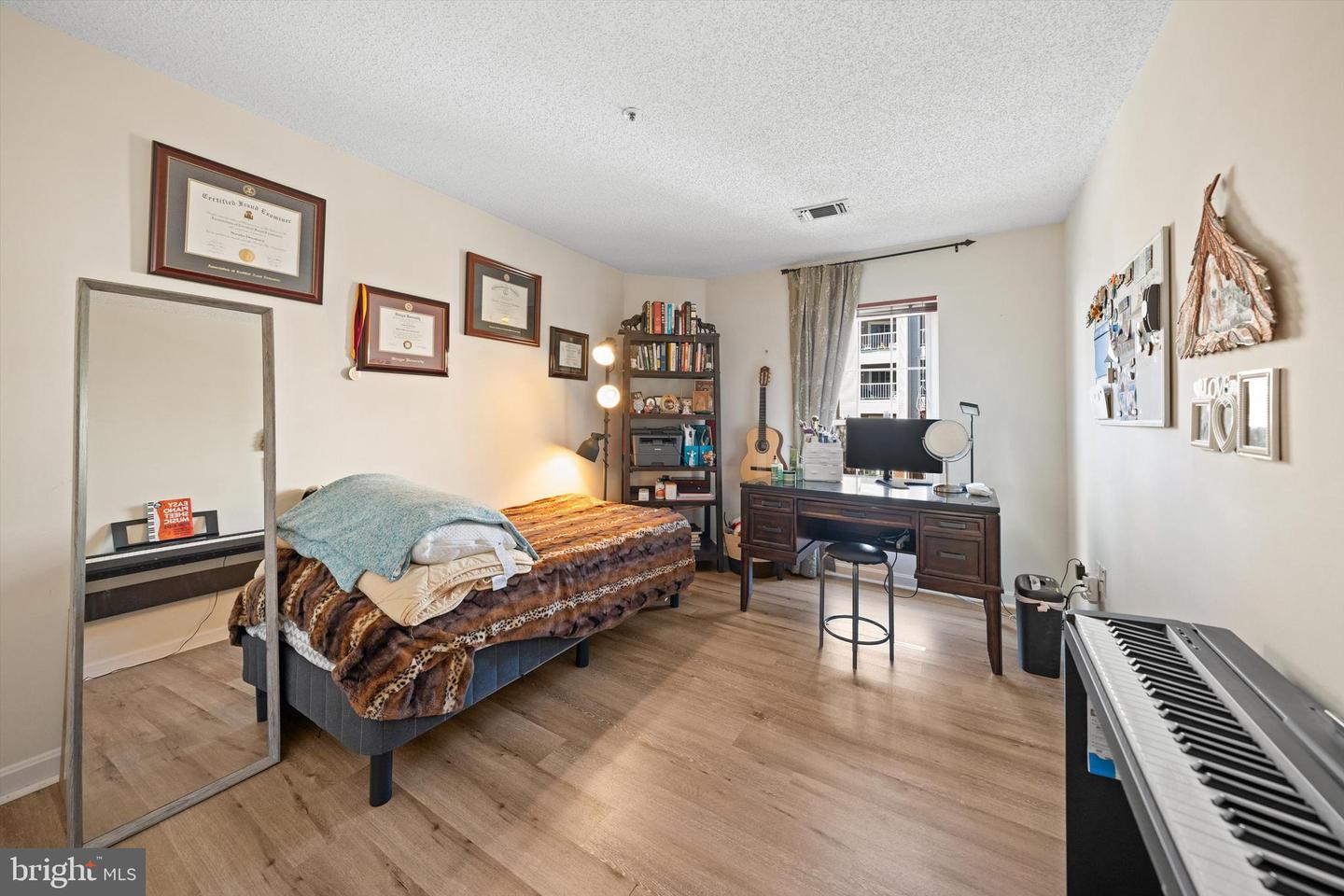 247-S S PICKETT ST S #302, ALEXANDRIA, Virginia 22304, 2 Bedrooms Bedrooms, ,2 BathroomsBathrooms,Residential,For sale,247-S S PICKETT ST S #302,VAAX2052502 MLS # VAAX2052502