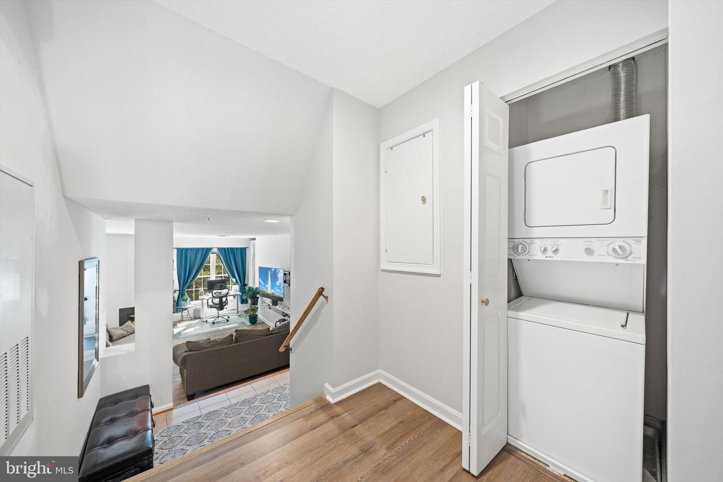 247-S S PICKETT ST S #302, ALEXANDRIA, Virginia 22304, 2 Bedrooms Bedrooms, ,2 BathroomsBathrooms,Residential,For sale,247-S S PICKETT ST S #302,VAAX2052502 MLS # VAAX2052502