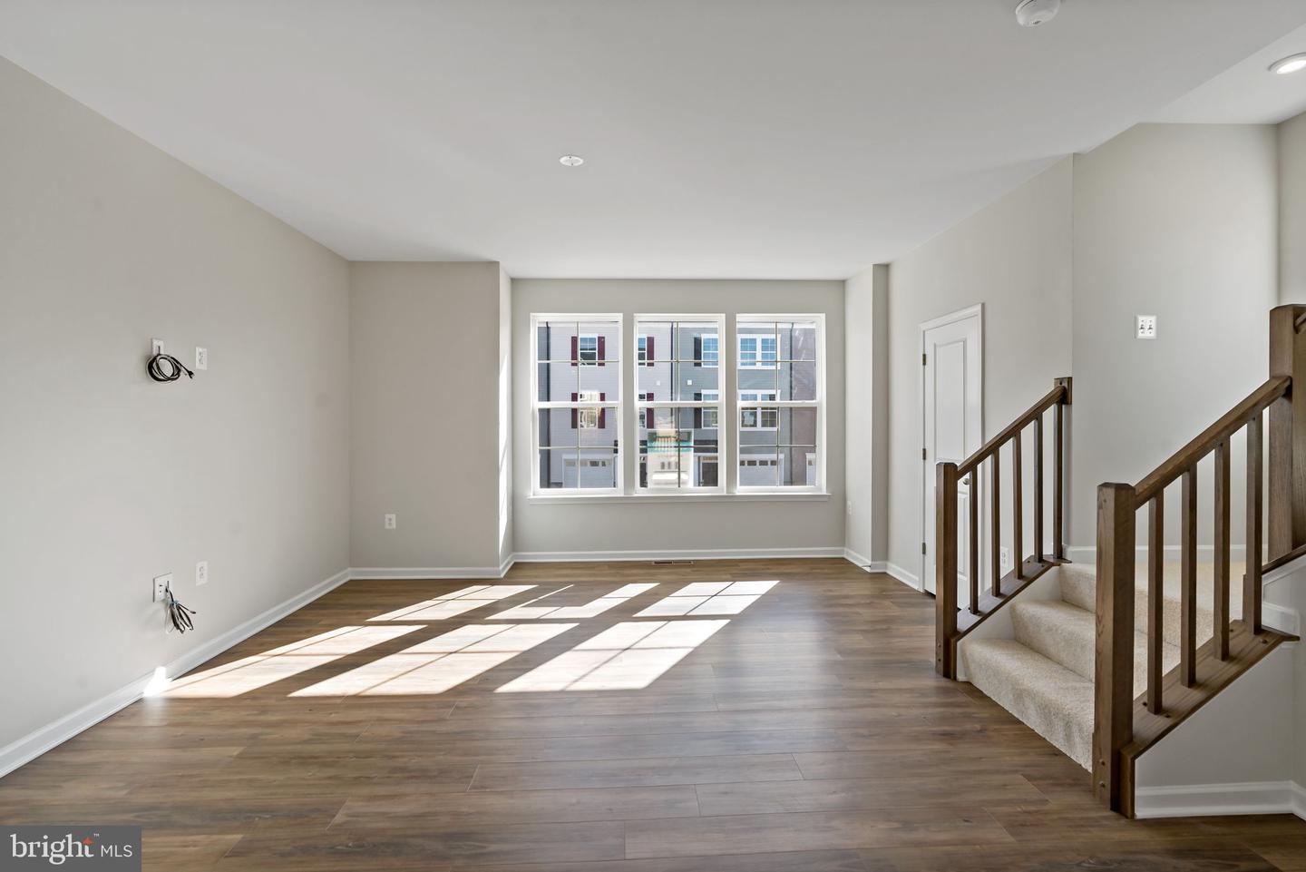 214 MONTEITH DR, WINCHESTER, Virginia 22601, 3 Bedrooms Bedrooms, ,3 BathroomsBathrooms,Residential,For sale,214 MONTEITH DR,VAWI2009620 MLS # VAWI2009620