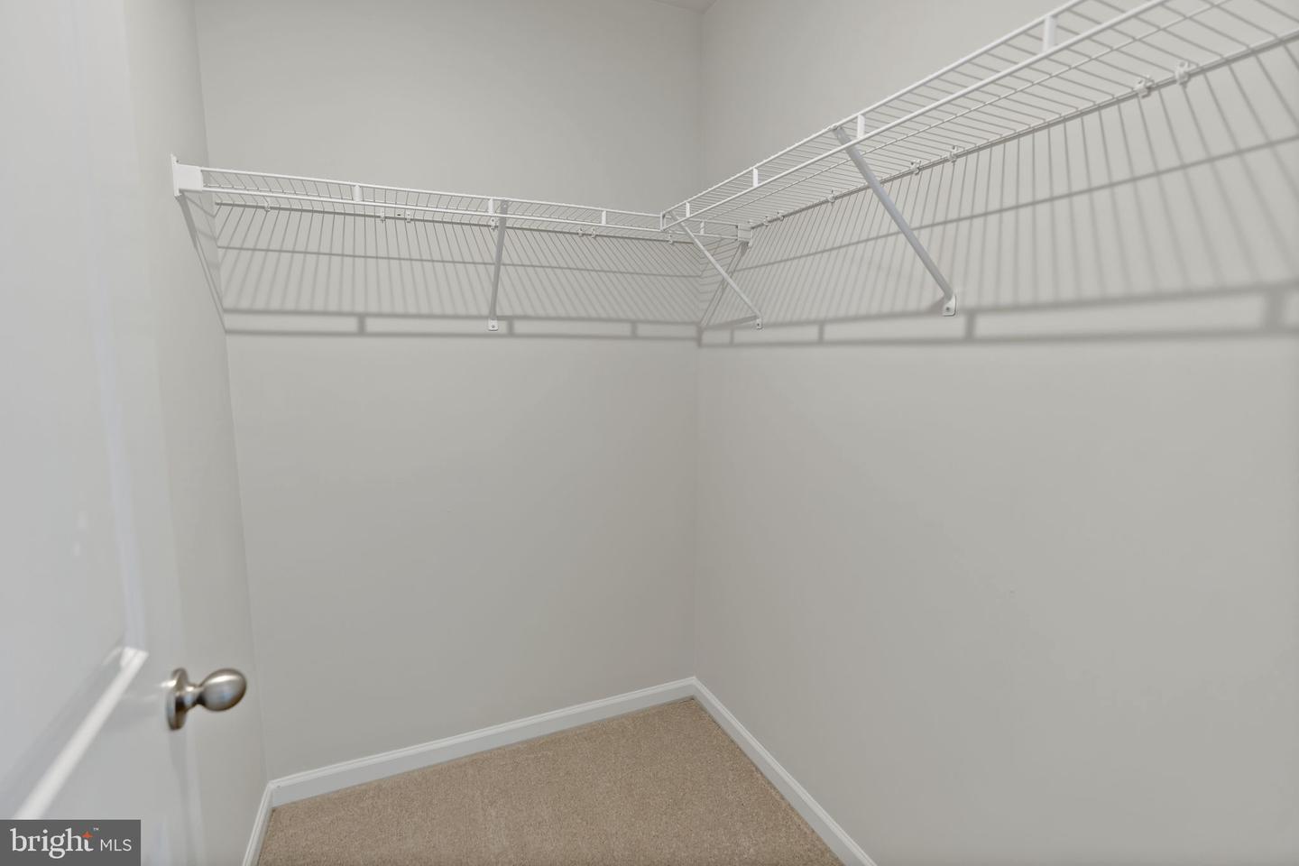 214 MONTEITH DR, WINCHESTER, Virginia 22601, 3 Bedrooms Bedrooms, ,3 BathroomsBathrooms,Residential,For sale,214 MONTEITH DR,VAWI2009620 MLS # VAWI2009620