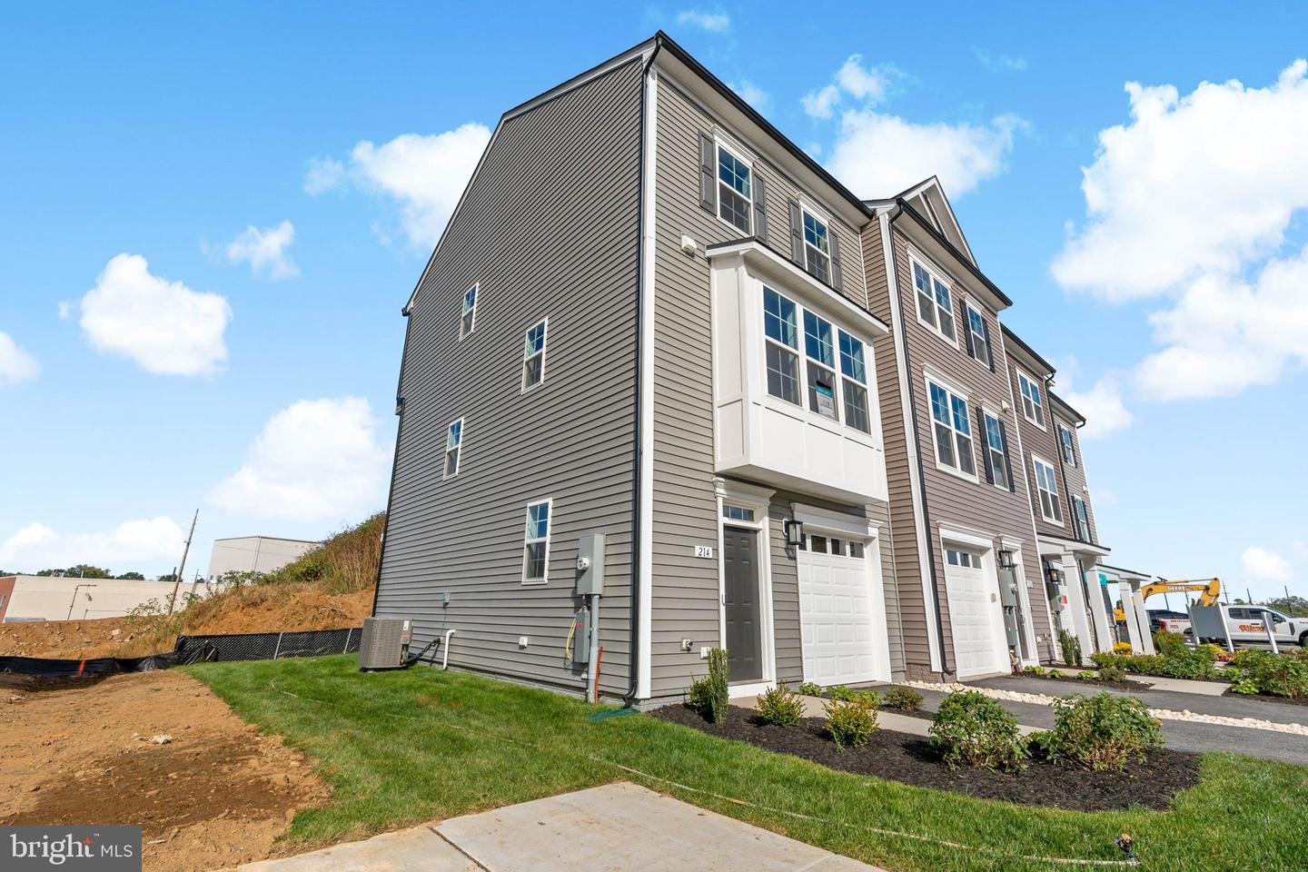 214 MONTEITH DR, WINCHESTER, Virginia 22601, 3 Bedrooms Bedrooms, ,3 BathroomsBathrooms,Residential,For sale,214 MONTEITH DR,VAWI2009620 MLS # VAWI2009620