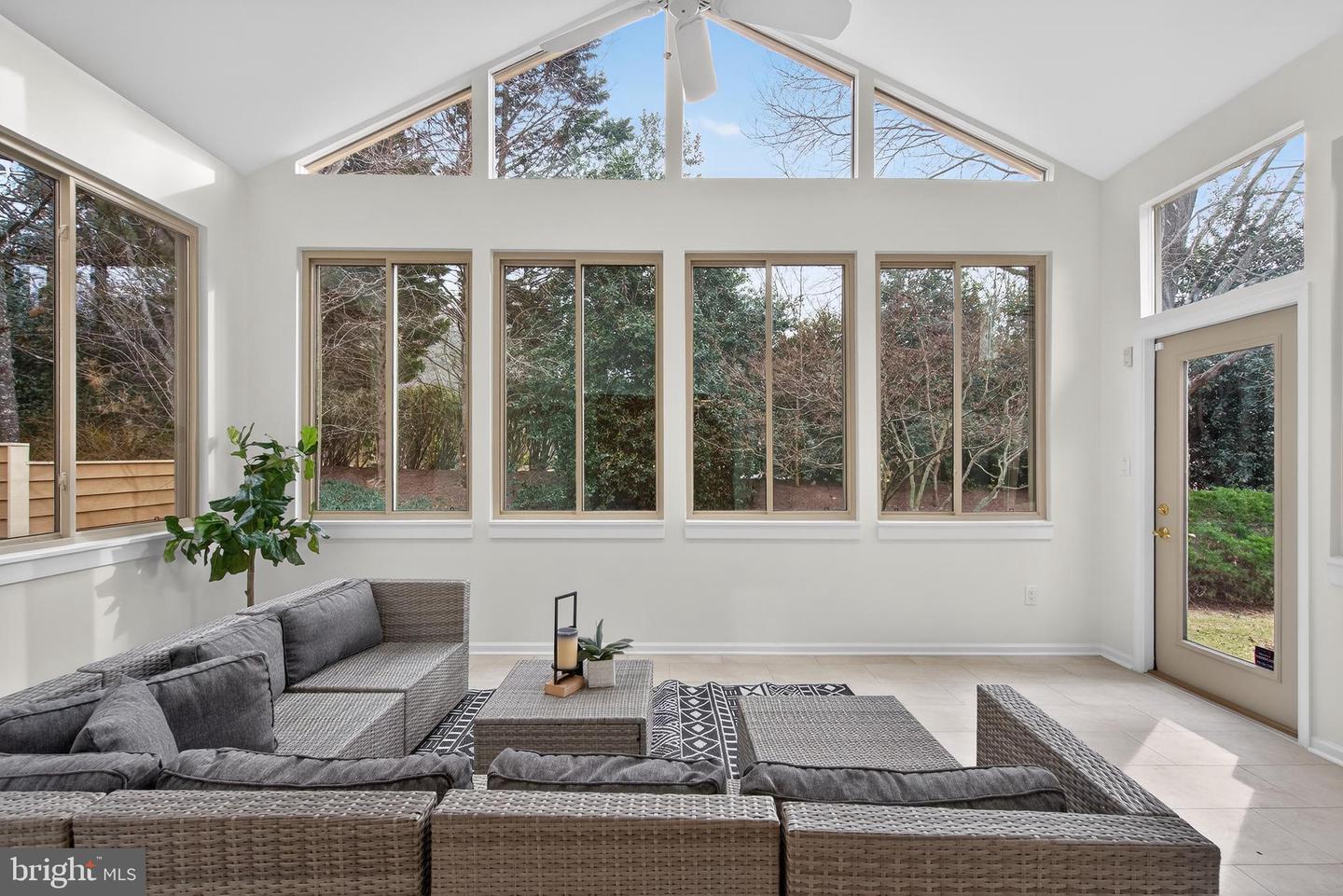 1419 BELCASTLE CT, RESTON, Virginia 20194, 3 Bedrooms Bedrooms, ,2 BathroomsBathrooms,Residential,For sale,1419 BELCASTLE CT,VAFX2283376 MLS # VAFX2283376