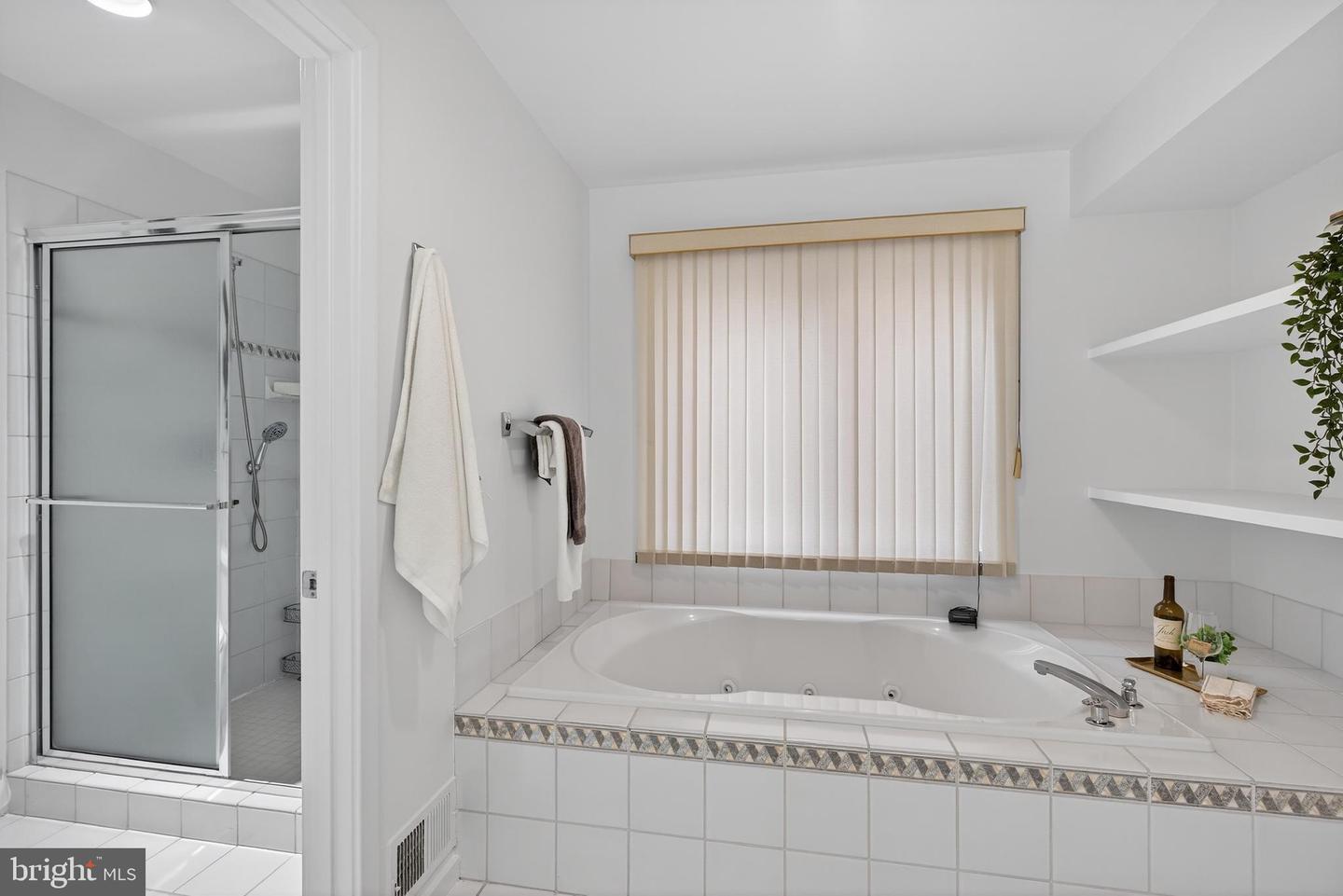 1419 BELCASTLE CT, RESTON, Virginia 20194, 3 Bedrooms Bedrooms, ,2 BathroomsBathrooms,Residential,For sale,1419 BELCASTLE CT,VAFX2283376 MLS # VAFX2283376