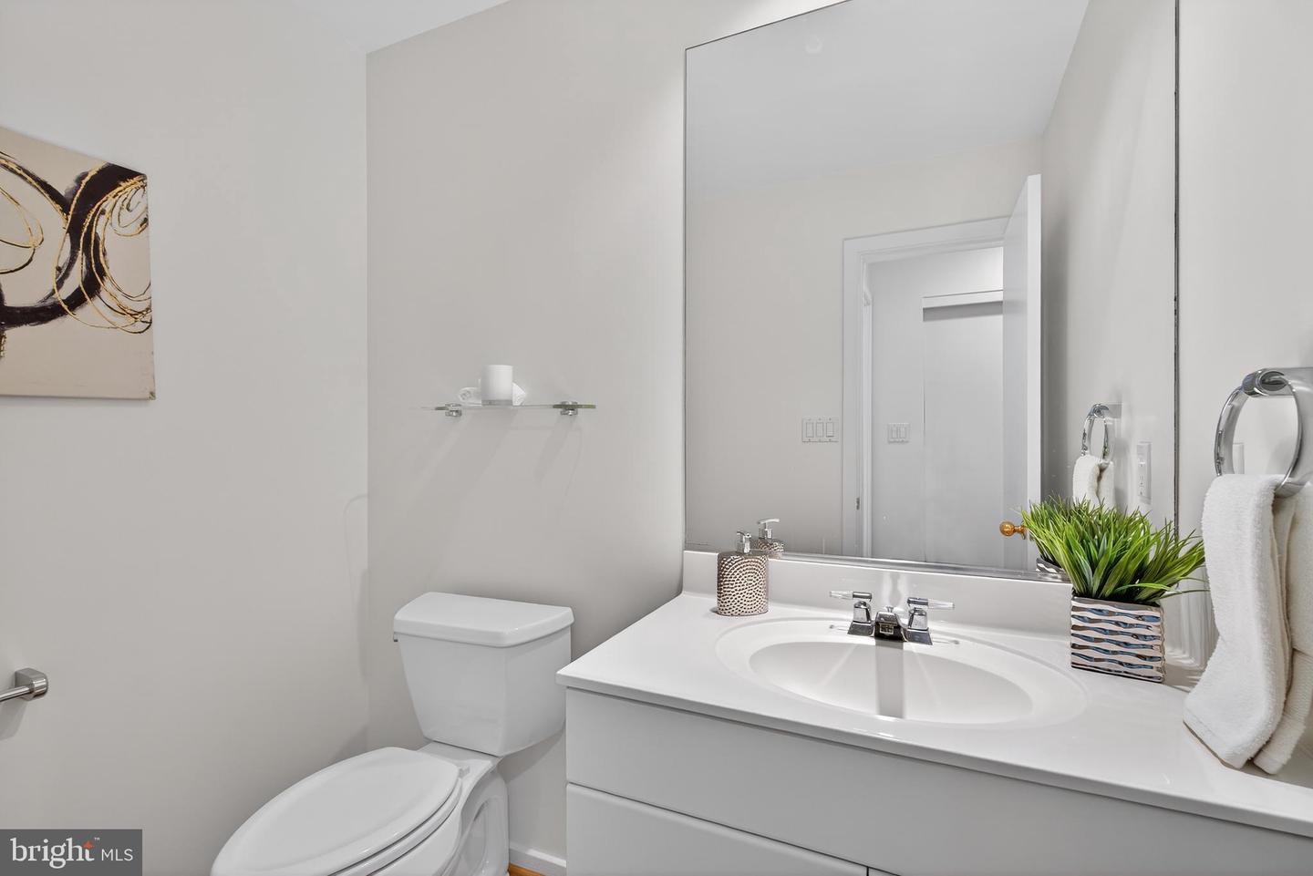 1419 BELCASTLE CT, RESTON, Virginia 20194, 3 Bedrooms Bedrooms, ,2 BathroomsBathrooms,Residential,For sale,1419 BELCASTLE CT,VAFX2283376 MLS # VAFX2283376