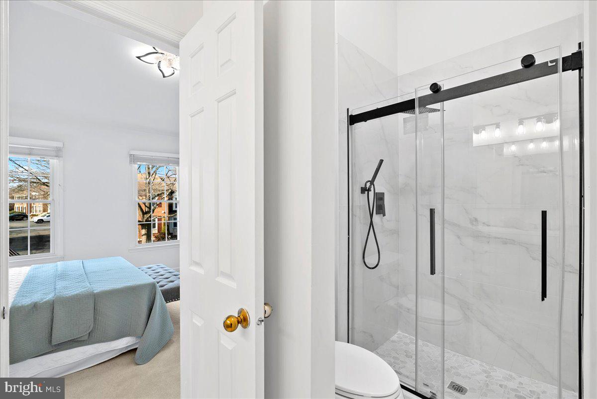 6121 WELLINGTON COMMONS DR, ALEXANDRIA, Virginia 22310, 3 Bedrooms Bedrooms, ,3 BathroomsBathrooms,Residential,For sale,6121 WELLINGTON COMMONS DR,VAFX2283512 MLS # VAFX2283512