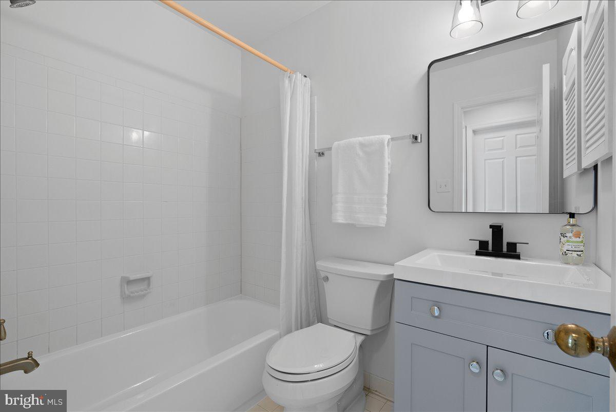 6121 WELLINGTON COMMONS DR, ALEXANDRIA, Virginia 22310, 3 Bedrooms Bedrooms, ,3 BathroomsBathrooms,Residential,For sale,6121 WELLINGTON COMMONS DR,VAFX2283512 MLS # VAFX2283512