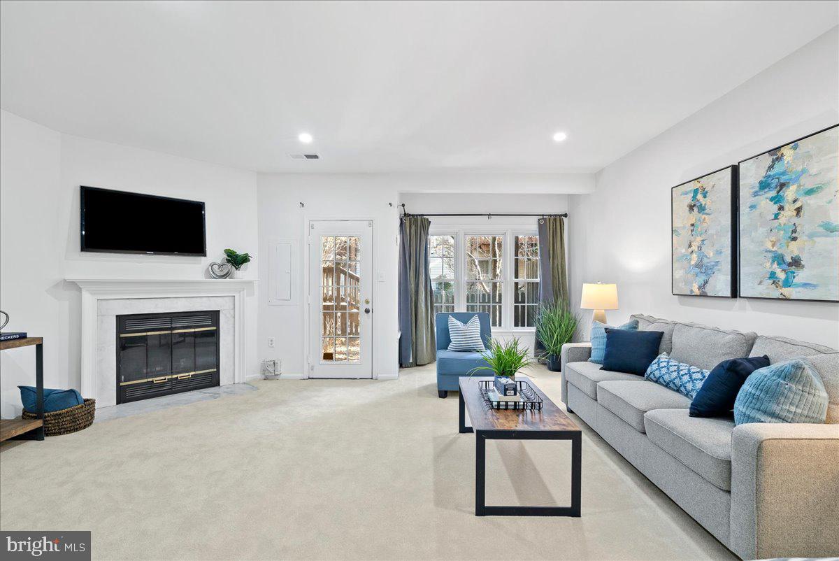 6121 WELLINGTON COMMONS DR, ALEXANDRIA, Virginia 22310, 3 Bedrooms Bedrooms, ,3 BathroomsBathrooms,Residential,For sale,6121 WELLINGTON COMMONS DR,VAFX2283512 MLS # VAFX2283512