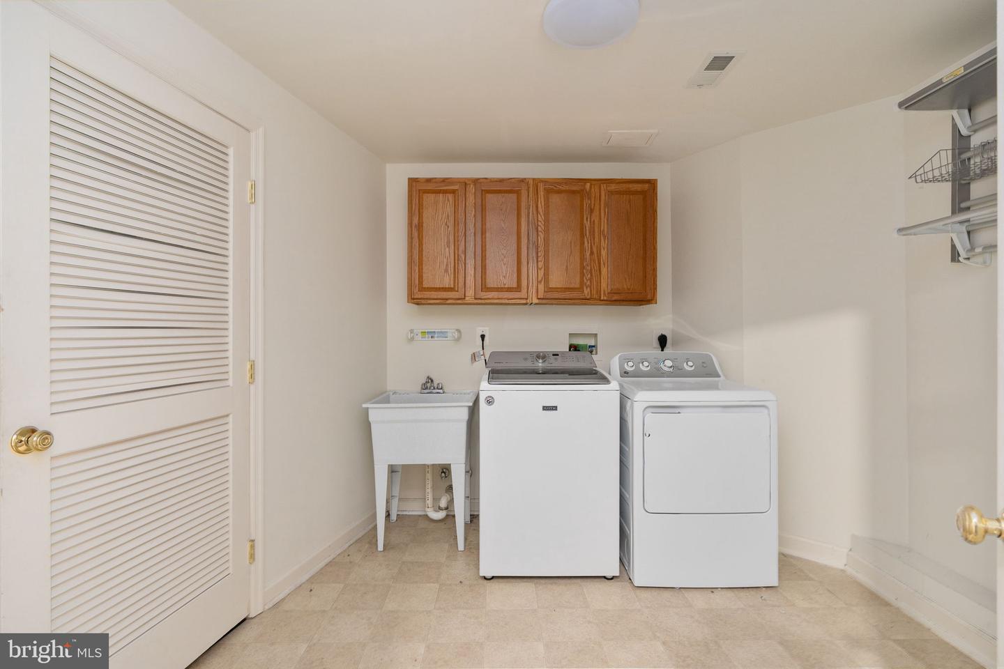 6030 HOT SPRING LN, FREDERICKSBURG, Virginia 22407, 4 Bedrooms Bedrooms, ,3 BathroomsBathrooms,Residential,For sale,6030 HOT SPRING LN,VASP2038404 MLS # VASP2038404