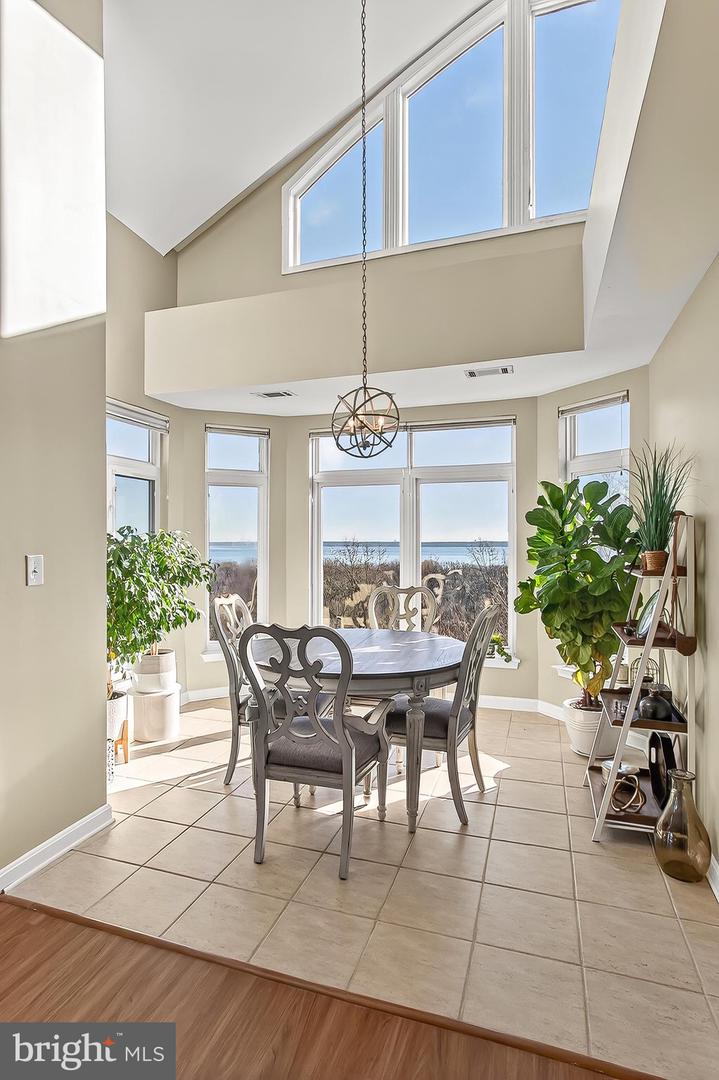 1621 LADUE CT #404, WOODBRIDGE, Virginia 22191, 2 Bedrooms Bedrooms, ,2 BathroomsBathrooms,Residential,For sale,1621 LADUE CT #404,VAPW2109930 MLS # VAPW2109930