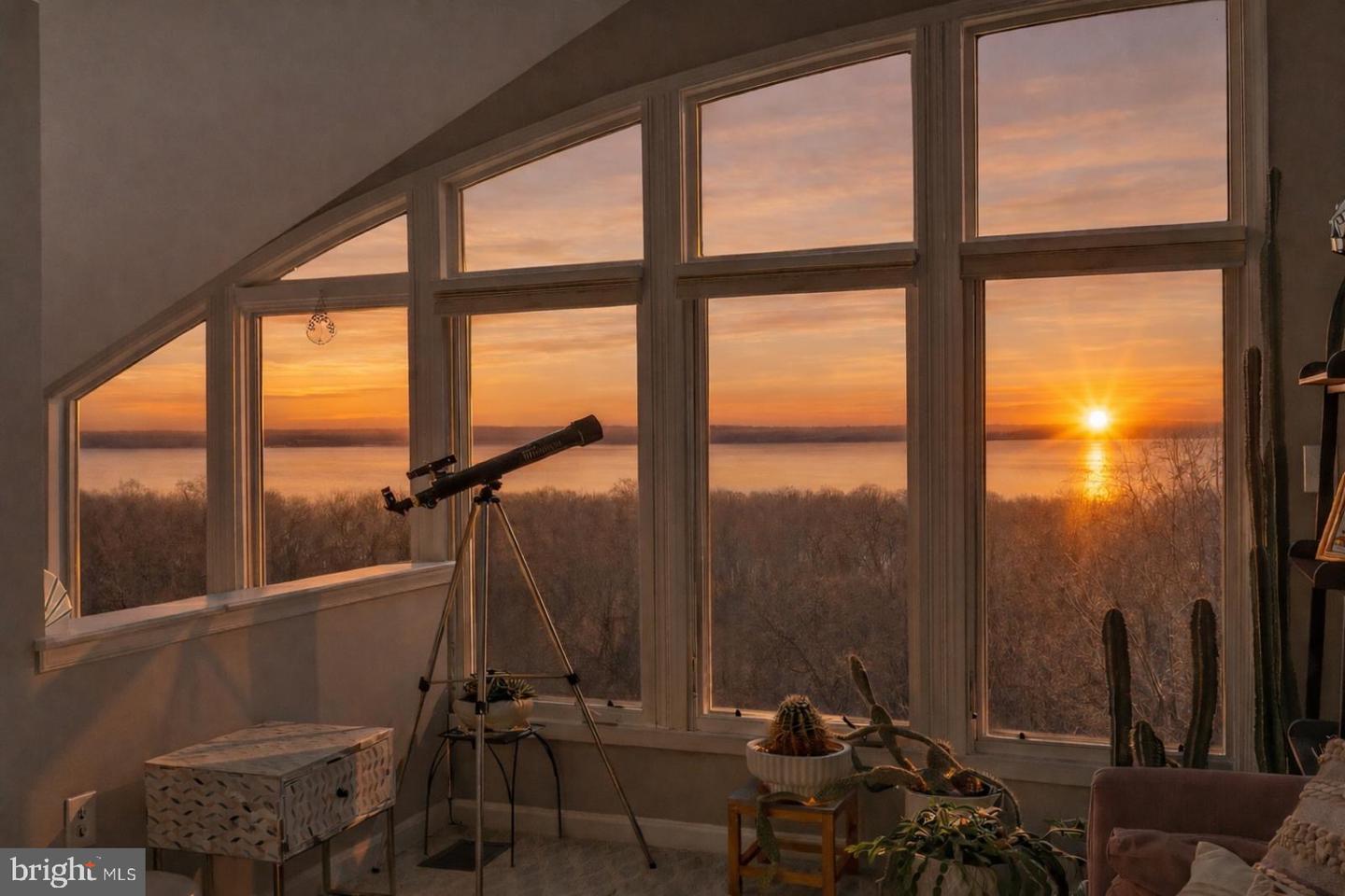 1621 LADUE CT #404, WOODBRIDGE, Virginia 22191, 2 Bedrooms Bedrooms, ,2 BathroomsBathrooms,Residential,For sale,1621 LADUE CT #404,VAPW2109930 MLS # VAPW2109930