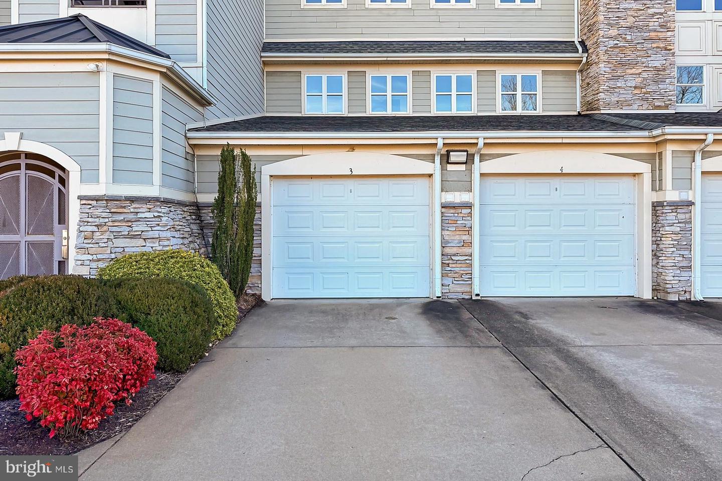 1621 LADUE CT #404, WOODBRIDGE, Virginia 22191, 2 Bedrooms Bedrooms, ,2 BathroomsBathrooms,Residential,For sale,1621 LADUE CT #404,VAPW2109930 MLS # VAPW2109930