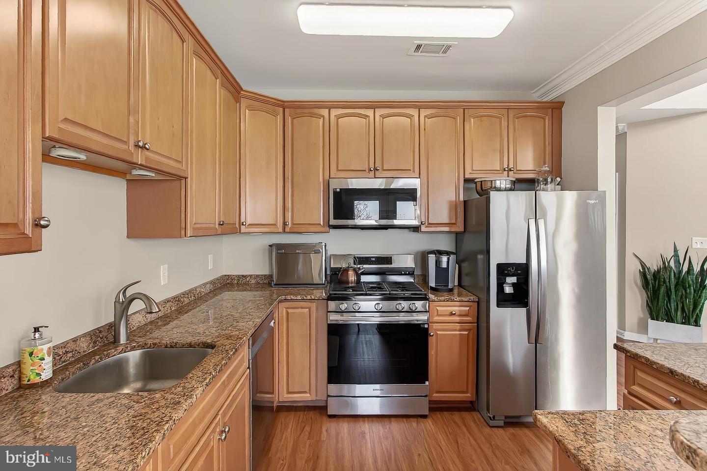 1621 LADUE CT #404, WOODBRIDGE, Virginia 22191, 2 Bedrooms Bedrooms, ,2 BathroomsBathrooms,Residential,For sale,1621 LADUE CT #404,VAPW2109930 MLS # VAPW2109930