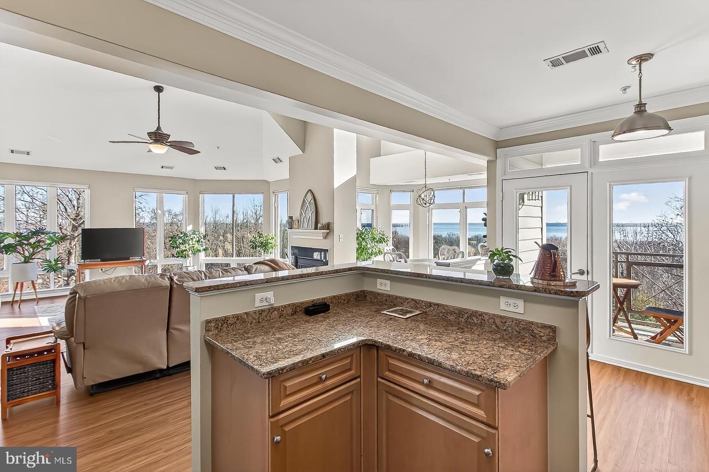 1621 LADUE CT #404, WOODBRIDGE, Virginia 22191, 2 Bedrooms Bedrooms, ,2 BathroomsBathrooms,Residential,For sale,1621 LADUE CT #404,VAPW2109930 MLS # VAPW2109930