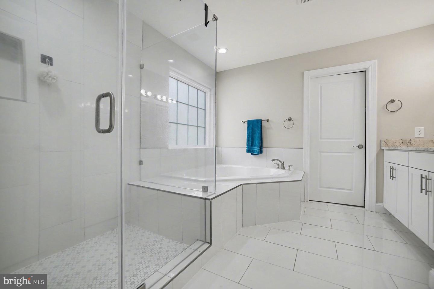 118 ACKERMAN LN, RUTHER GLEN, Virginia 22546, 5 Bedrooms Bedrooms, 9 Rooms Rooms,3 BathroomsBathrooms,Residential,For sale,118 ACKERMAN LN,VACV2009350 MLS # VACV2009350