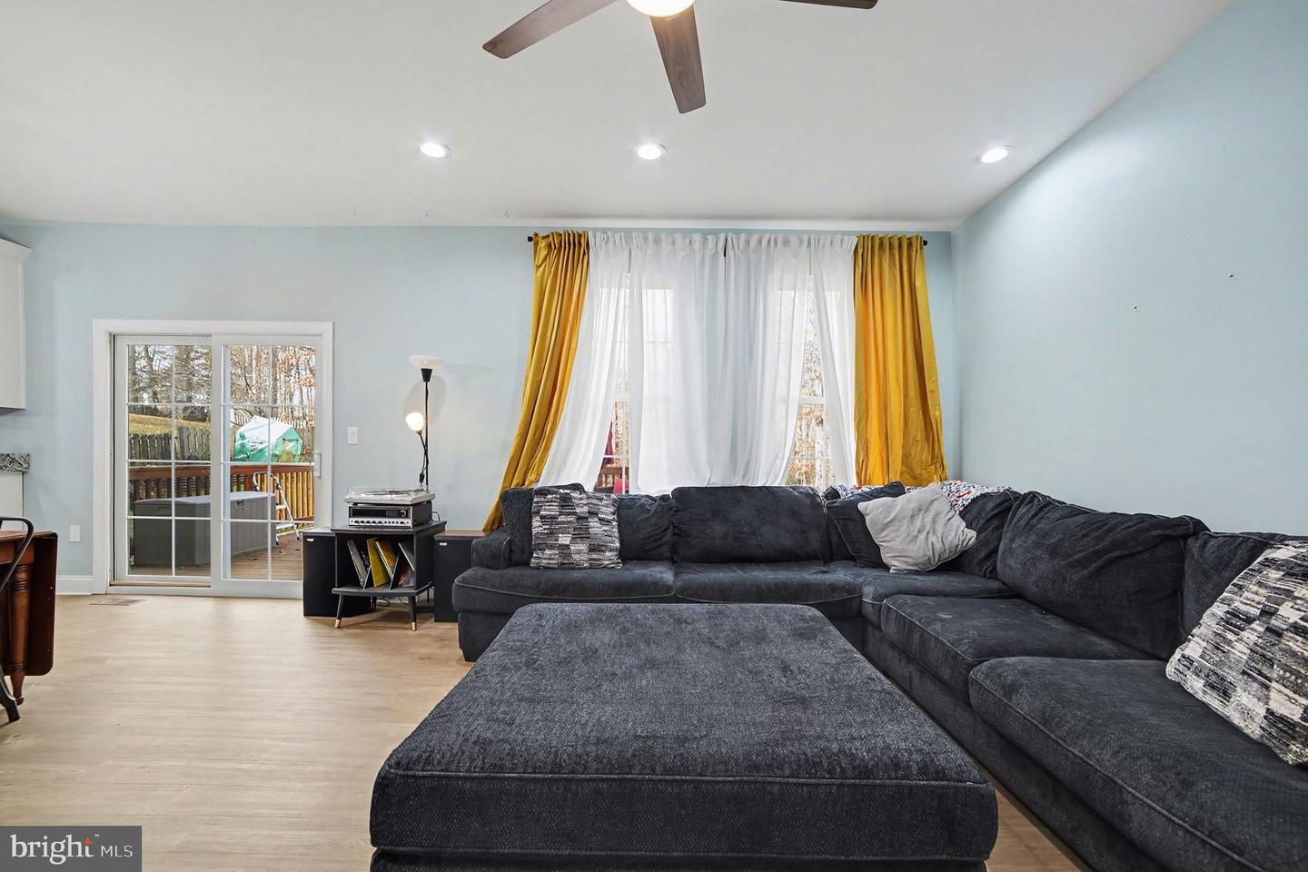 118 ACKERMAN LN, RUTHER GLEN, Virginia 22546, 5 Bedrooms Bedrooms, 9 Rooms Rooms,3 BathroomsBathrooms,Residential,For sale,118 ACKERMAN LN,VACV2009350 MLS # VACV2009350