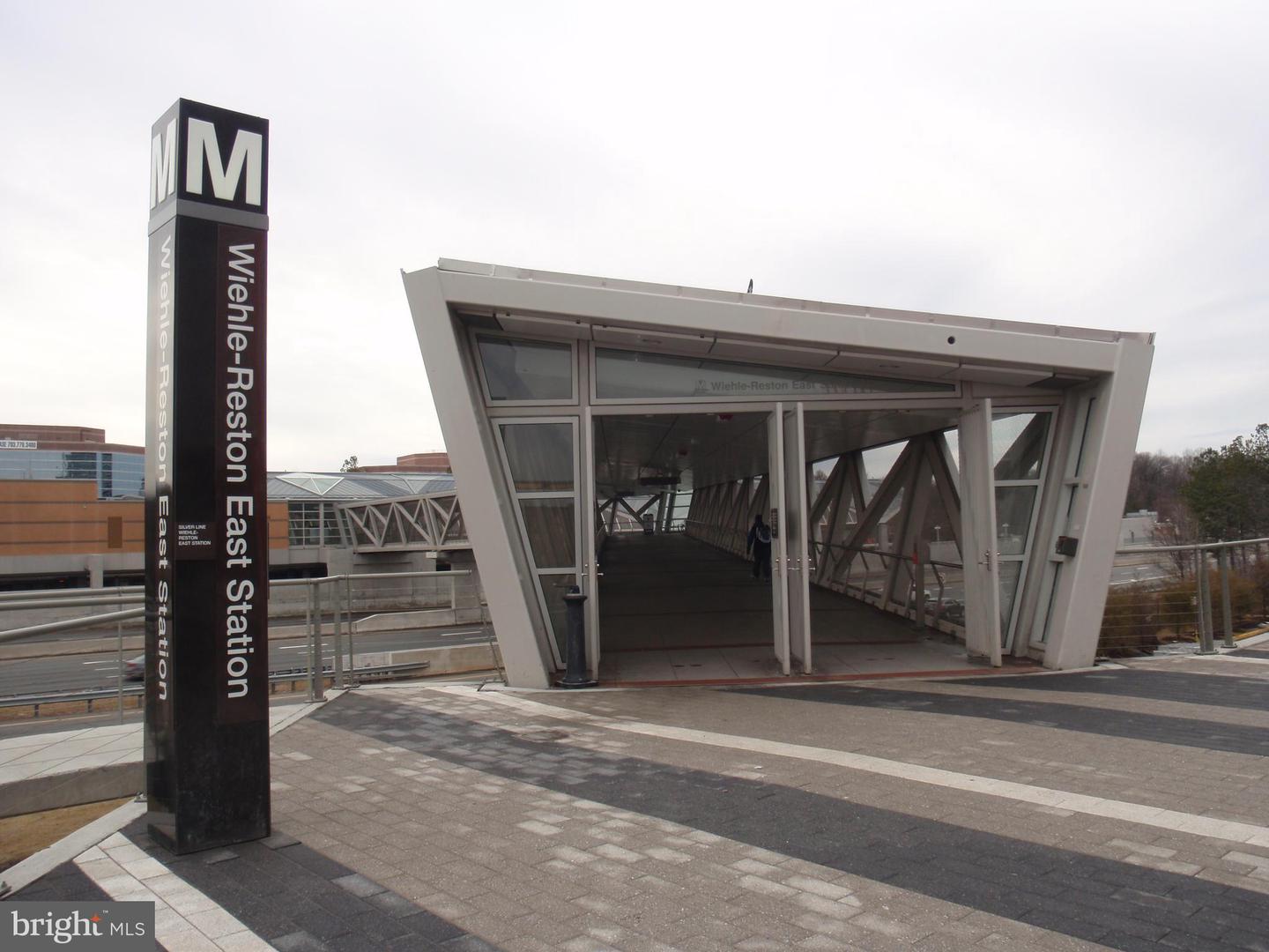 1537 CHURCH HILL PL #1537, RESTON, Virginia 20194, 2 Bedrooms Bedrooms, ,2 BathroomsBathrooms,Residential,For sale,1537 CHURCH HILL PL #1537,VAFX2284262 MLS # VAFX2284262