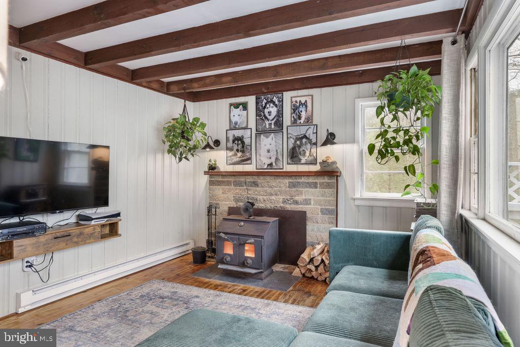 4992 ST DAVIDS CHURCH RD, FORT VALLEY, Virginia 22652, 2 Bedrooms Bedrooms, ,1 BathroomBathrooms,Residential,For sale,4992 ST DAVIDS CHURCH RD,VASH2013314 MLS # VASH2013314