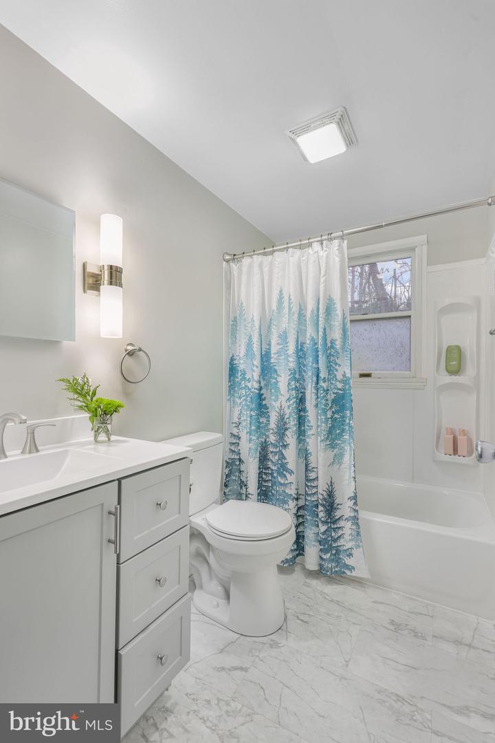 4992 ST DAVIDS CHURCH RD, FORT VALLEY, Virginia 22652, 2 Bedrooms Bedrooms, ,1 BathroomBathrooms,Residential,For sale,4992 ST DAVIDS CHURCH RD,VASH2013314 MLS # VASH2013314