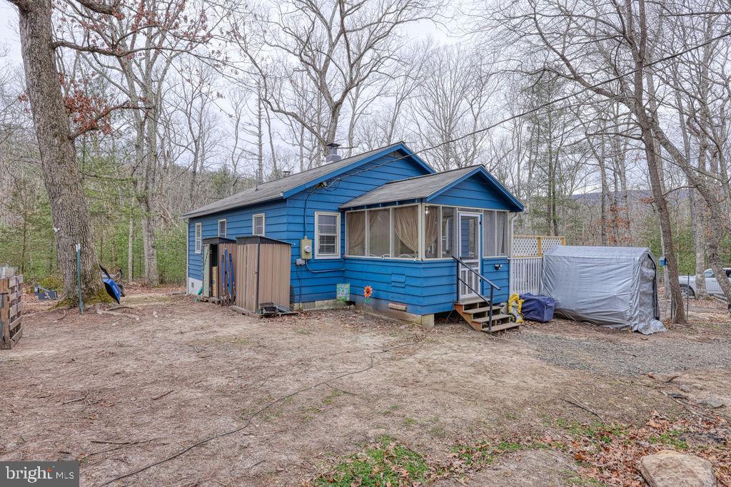 4992 ST DAVIDS CHURCH RD, FORT VALLEY, Virginia 22652, 2 Bedrooms Bedrooms, ,1 BathroomBathrooms,Residential,For sale,4992 ST DAVIDS CHURCH RD,VASH2013314 MLS # VASH2013314