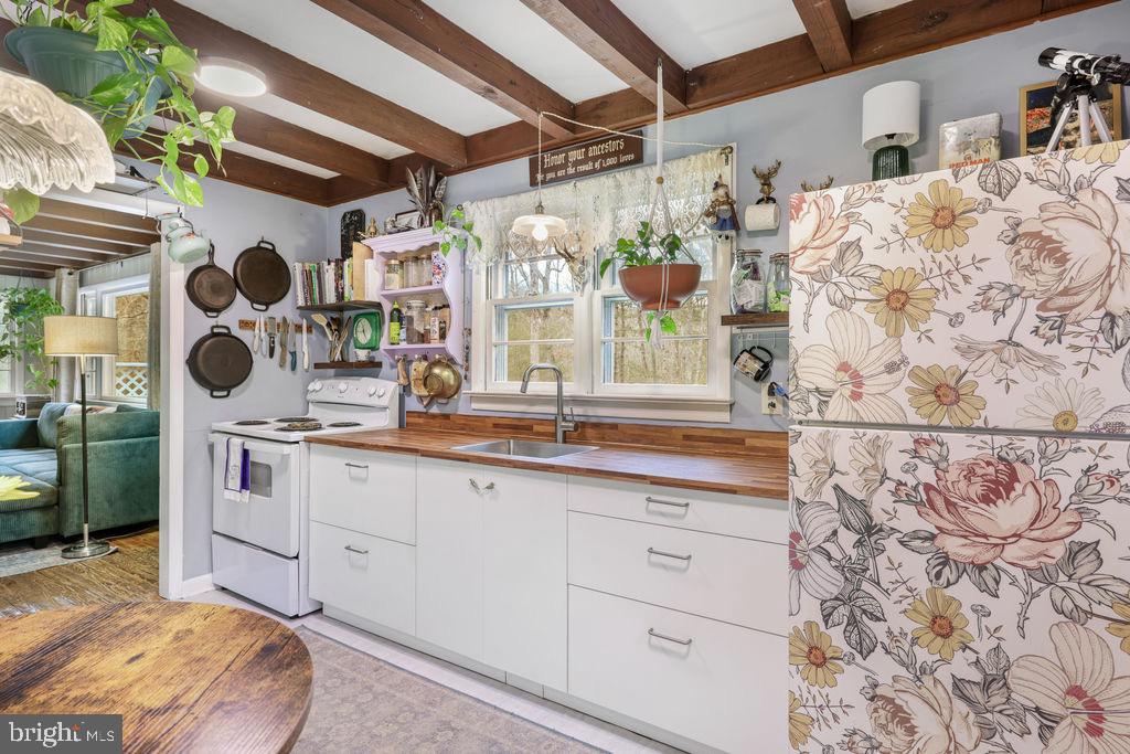 4992 ST DAVIDS CHURCH RD, FORT VALLEY, Virginia 22652, 2 Bedrooms Bedrooms, ,1 BathroomBathrooms,Residential,For sale,4992 ST DAVIDS CHURCH RD,VASH2013314 MLS # VASH2013314