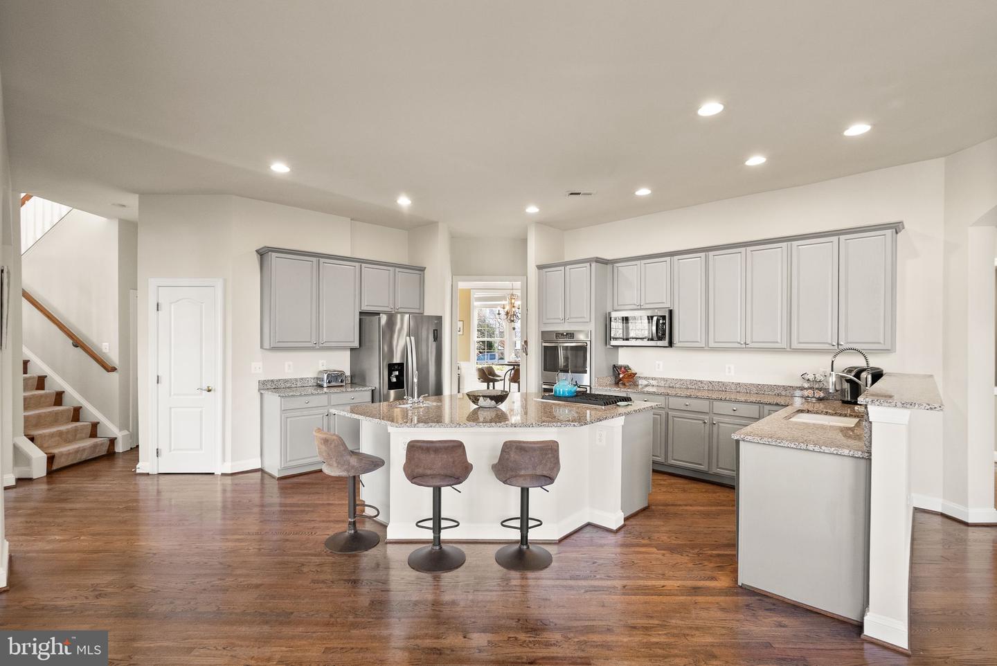 18771 KIPHEART DR, LEESBURG, Virginia 20176, 5 Bedrooms Bedrooms, ,4 BathroomsBathrooms,Residential,For sale,18771 KIPHEART DR,VALO2113604 MLS # VALO2113604