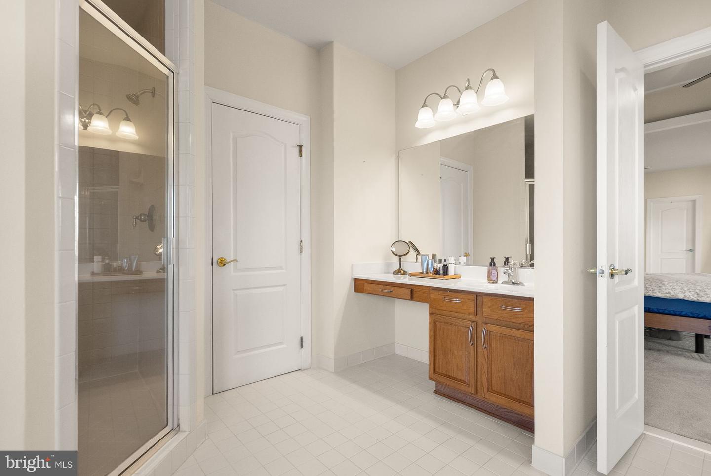 18771 KIPHEART DR, LEESBURG, Virginia 20176, 5 Bedrooms Bedrooms, ,4 BathroomsBathrooms,Residential,For sale,18771 KIPHEART DR,VALO2113604 MLS # VALO2113604