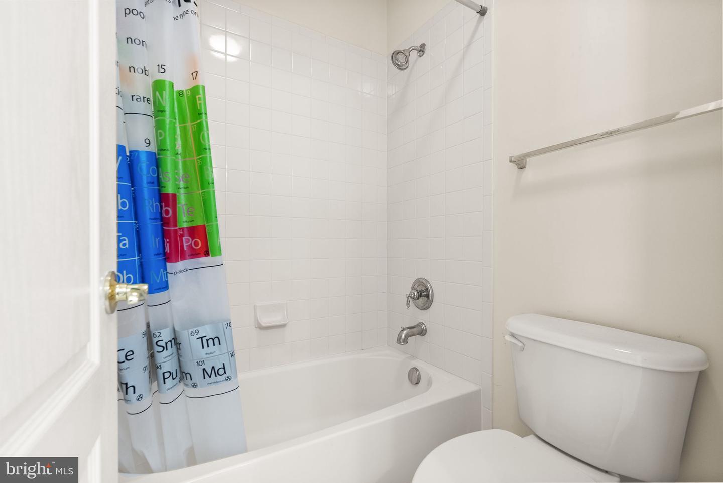 18771 KIPHEART DR, LEESBURG, Virginia 20176, 5 Bedrooms Bedrooms, ,4 BathroomsBathrooms,Residential,For sale,18771 KIPHEART DR,VALO2113604 MLS # VALO2113604