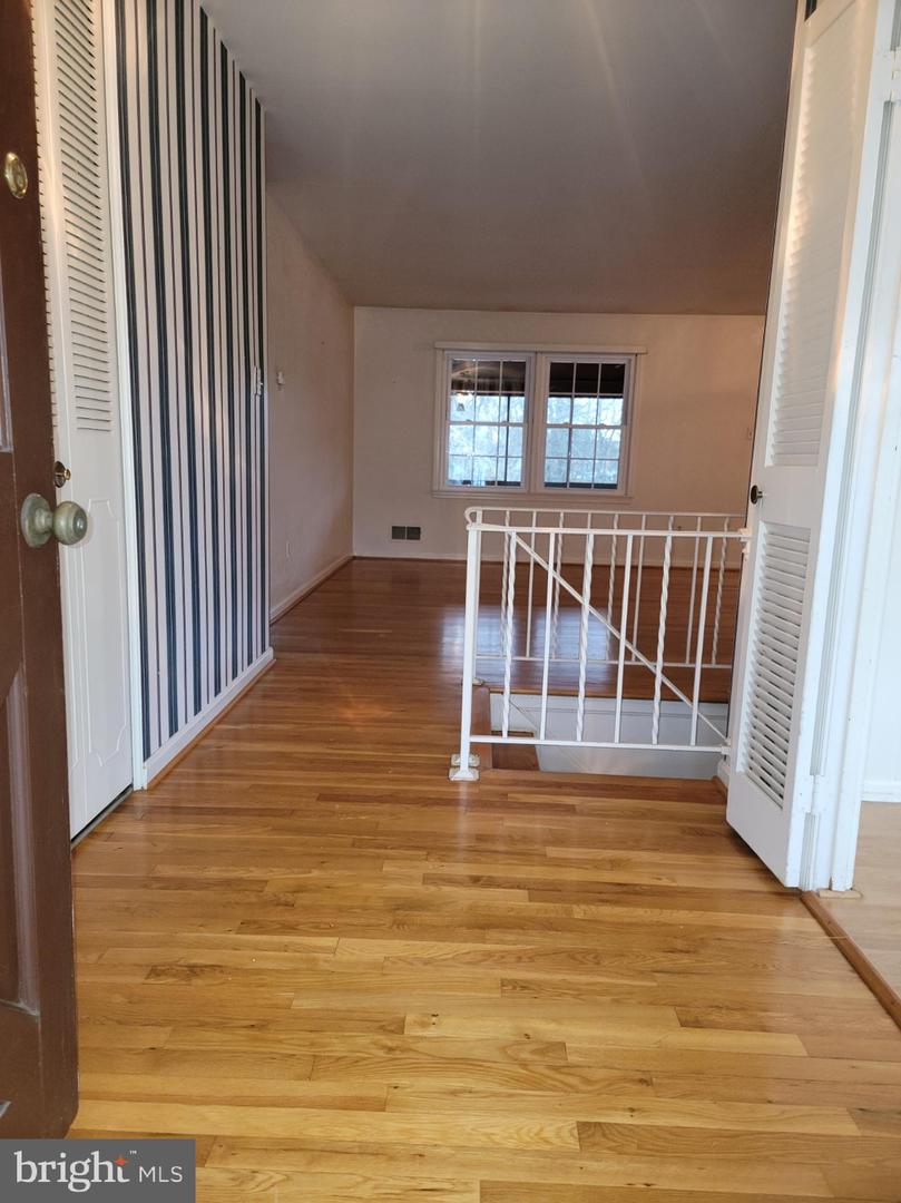 7405 FORRESTER LN, MANASSAS, Virginia 20109, 4 Bedrooms Bedrooms, ,3 BathroomsBathrooms,Residential,For sale,7405 FORRESTER LN,VAPW2110340 MLS # VAPW2110340