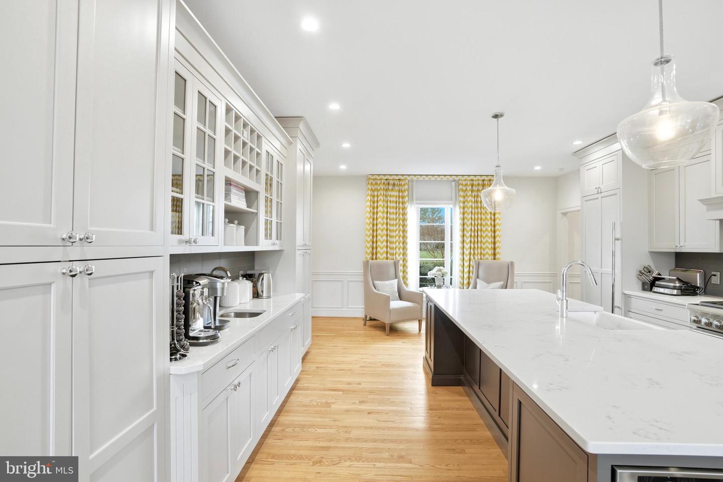 6202 VERNON PALMER CT, MCLEAN, Virginia 22101, 6 Bedrooms Bedrooms, ,6 BathroomsBathrooms,Residential,For sale,6202 VERNON PALMER CT,VAFX2285286 MLS # VAFX2285286