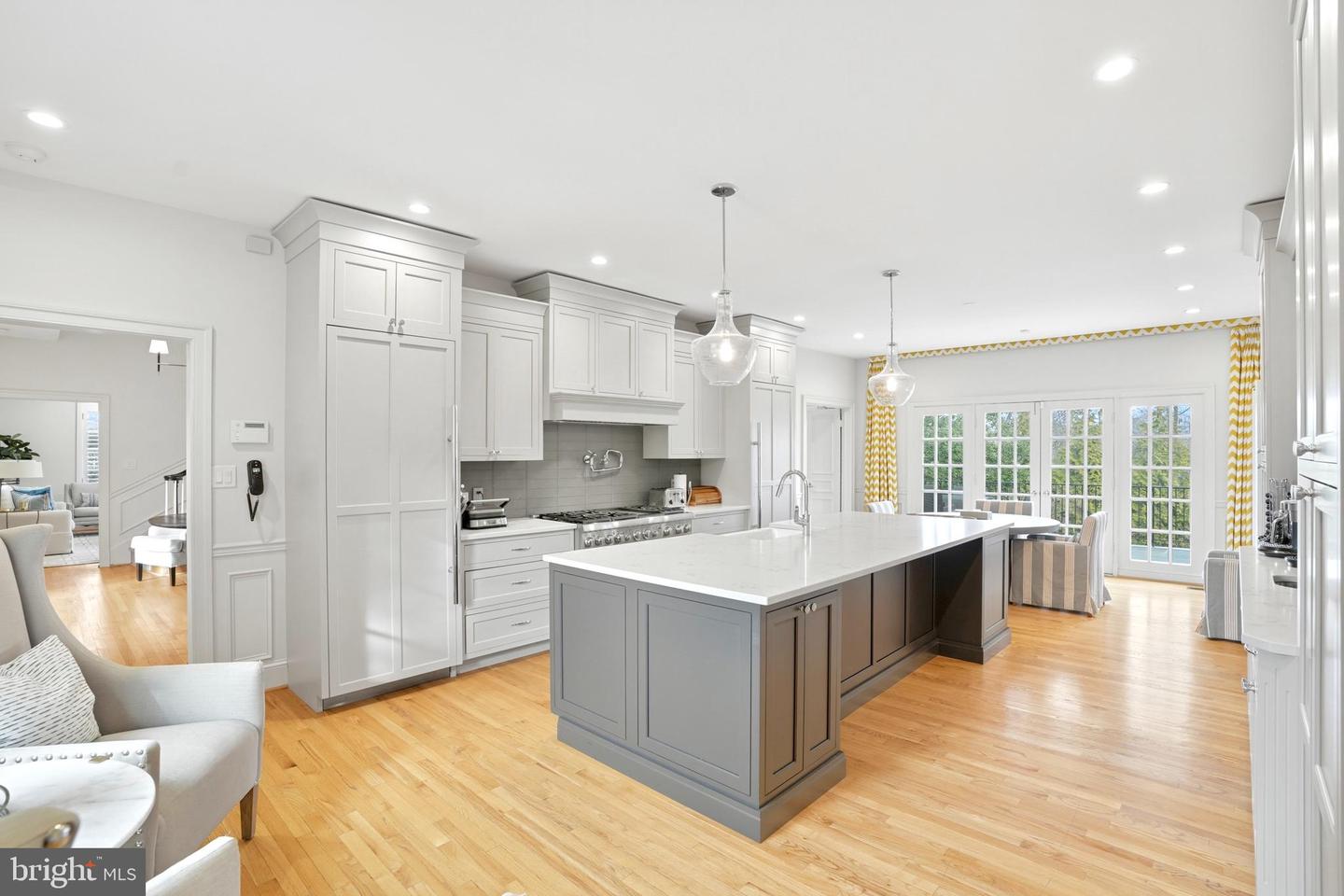 6202 VERNON PALMER CT, MCLEAN, Virginia 22101, 6 Bedrooms Bedrooms, ,6 BathroomsBathrooms,Residential,For sale,6202 VERNON PALMER CT,VAFX2285286 MLS # VAFX2285286