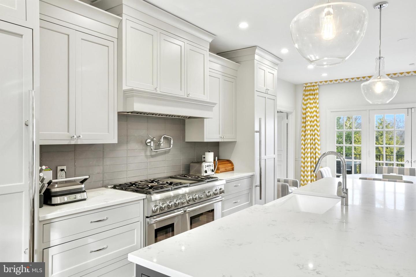 6202 VERNON PALMER CT, MCLEAN, Virginia 22101, 6 Bedrooms Bedrooms, ,6 BathroomsBathrooms,Residential,For sale,6202 VERNON PALMER CT,VAFX2285286 MLS # VAFX2285286