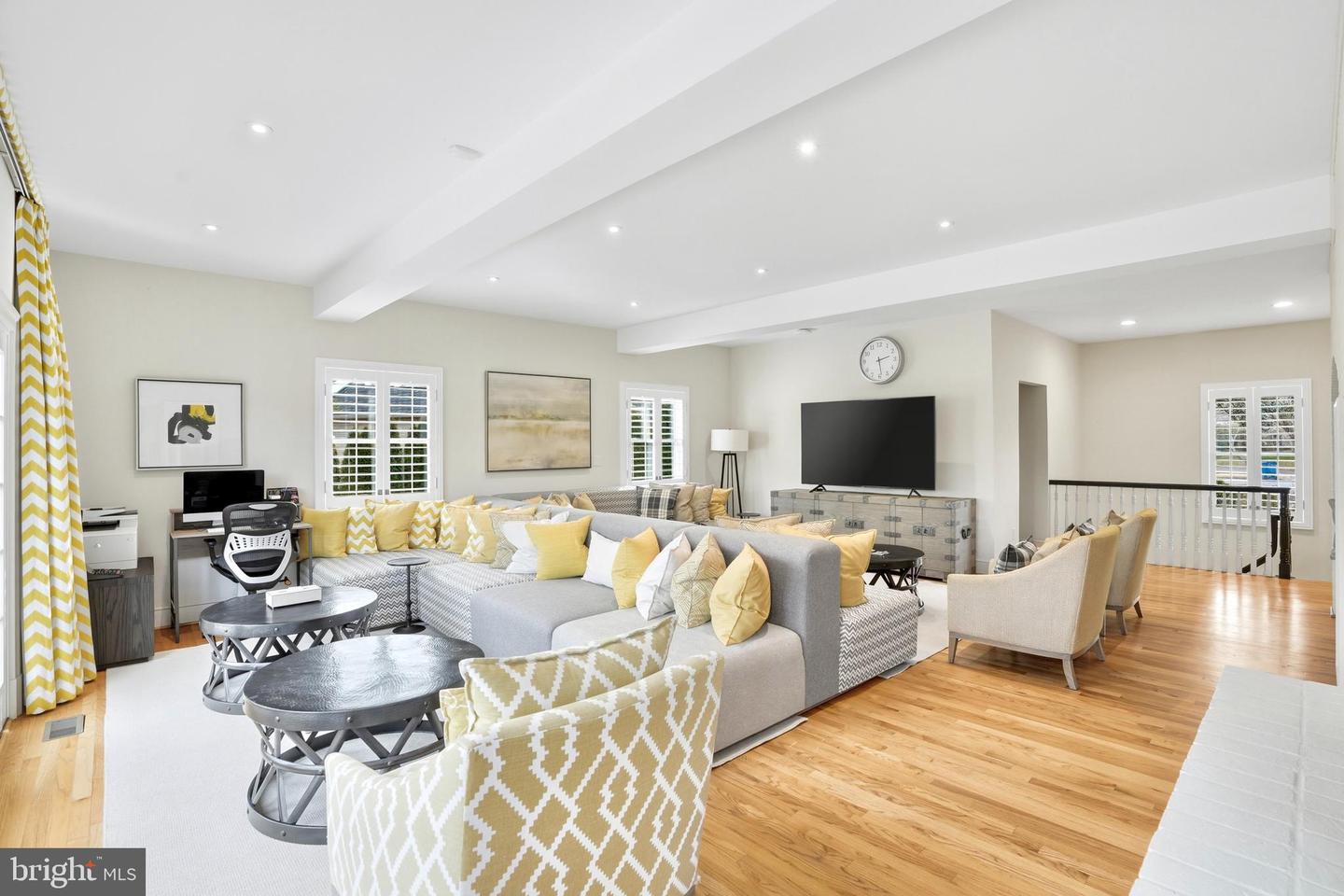 6202 VERNON PALMER CT, MCLEAN, Virginia 22101, 6 Bedrooms Bedrooms, ,6 BathroomsBathrooms,Residential,For sale,6202 VERNON PALMER CT,VAFX2285286 MLS # VAFX2285286