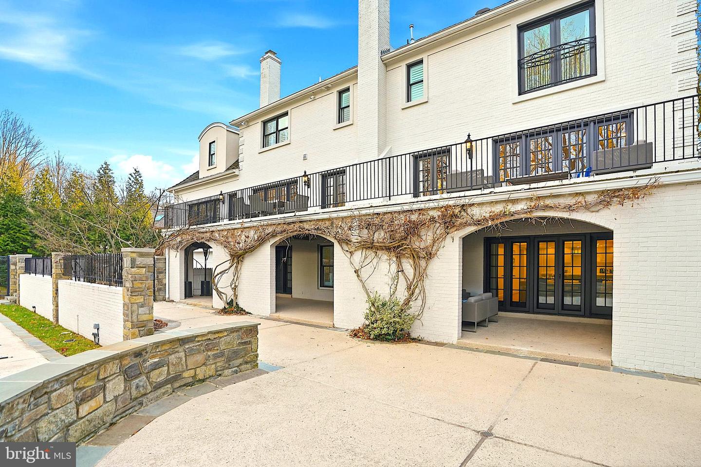 6202 VERNON PALMER CT, MCLEAN, Virginia 22101, 6 Bedrooms Bedrooms, ,6 BathroomsBathrooms,Residential,For sale,6202 VERNON PALMER CT,VAFX2285286 MLS # VAFX2285286