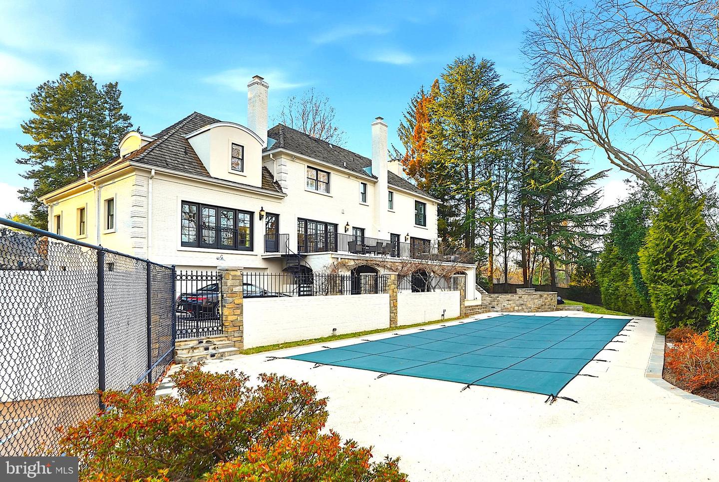 6202 VERNON PALMER CT, MCLEAN, Virginia 22101, 6 Bedrooms Bedrooms, ,6 BathroomsBathrooms,Residential,For sale,6202 VERNON PALMER CT,VAFX2285286 MLS # VAFX2285286