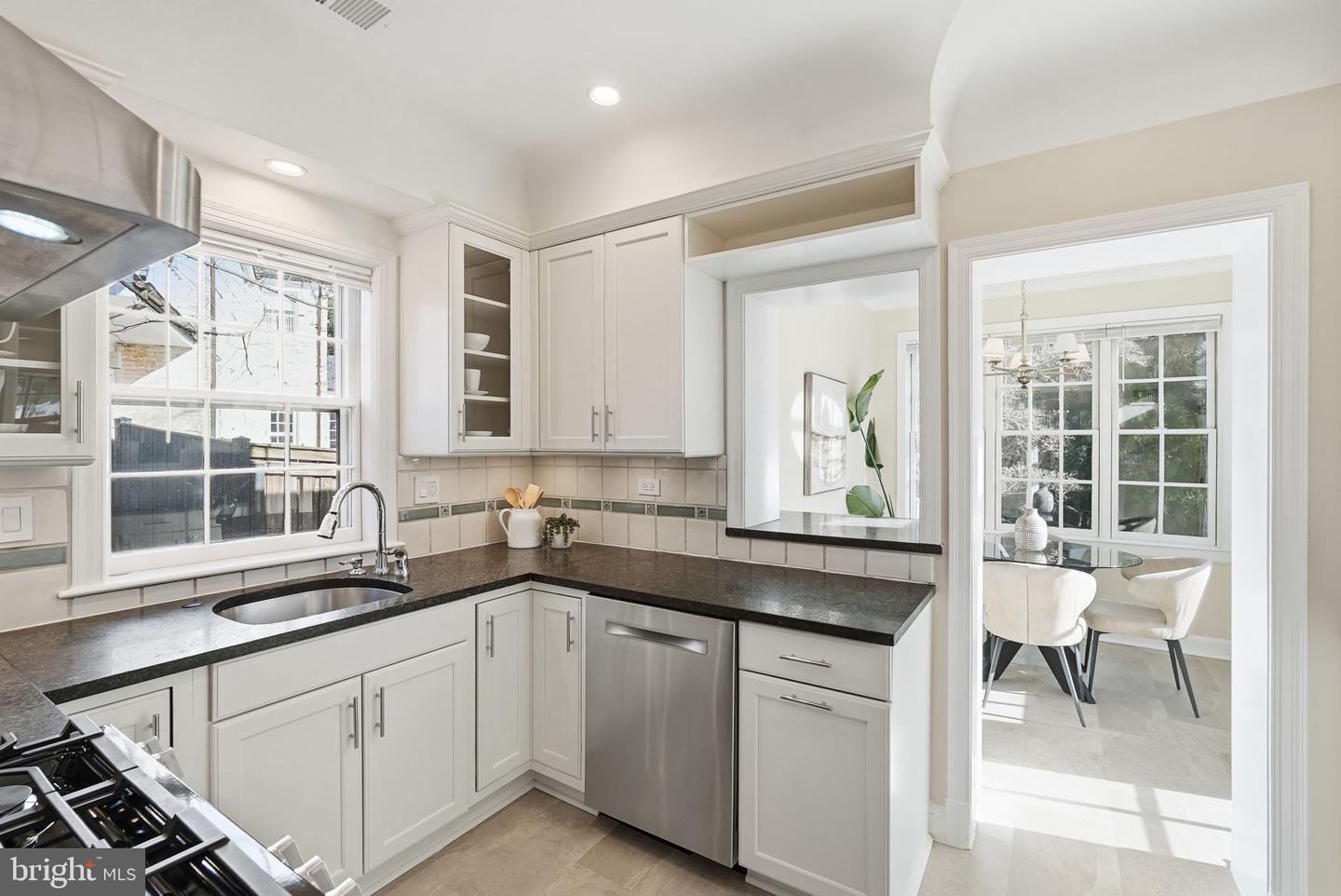 5020 SEDGWICK ST NW, WASHINGTON, District Of Columbia 20016, 7 Bedrooms Bedrooms, ,4 BathroomsBathrooms,Residential,For sale,5020 SEDGWICK ST NW,DCDC2241056 MLS # DCDC2241056